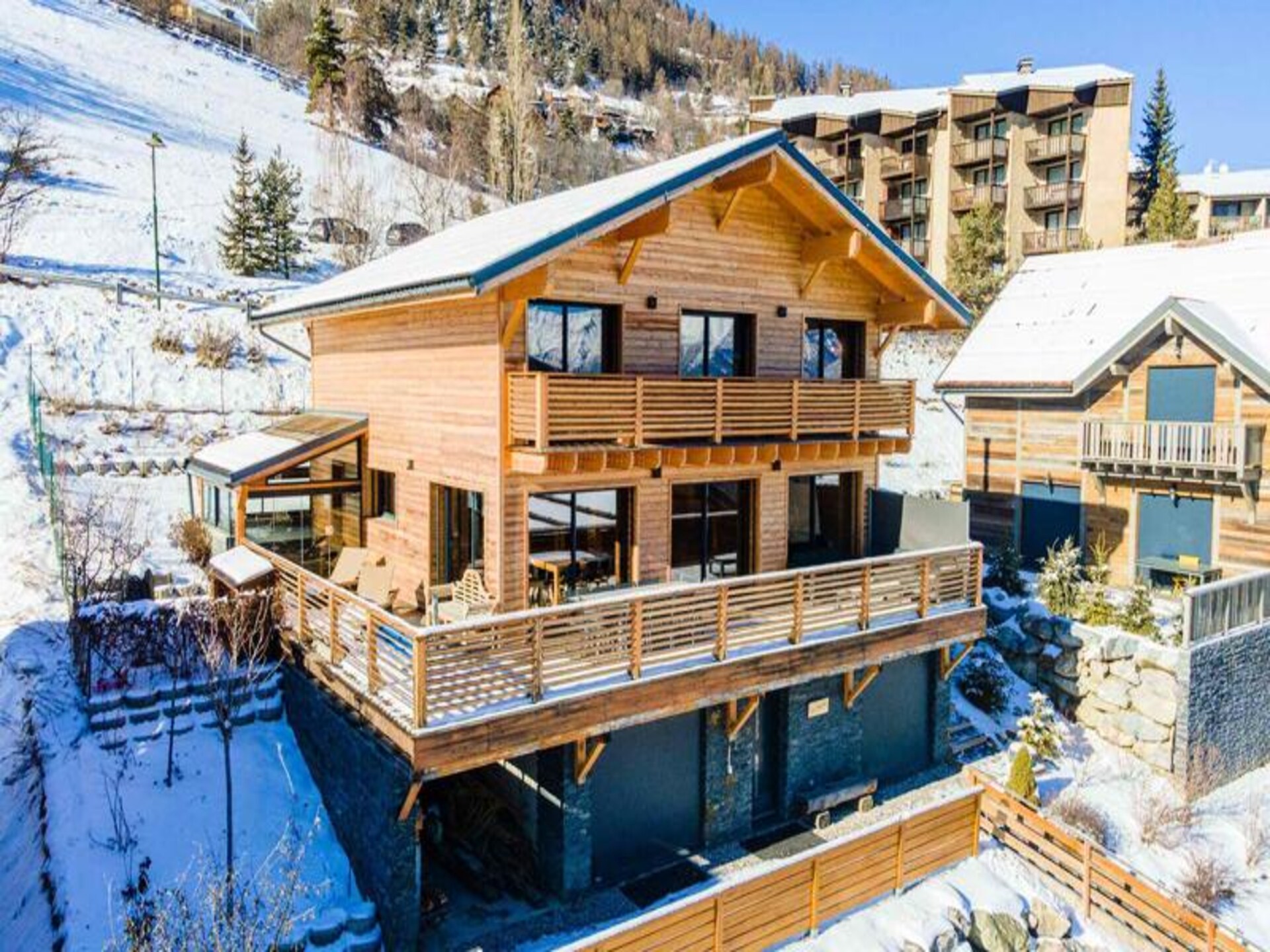 Ruim chalet voor 16 personen met jacuzzi, vlakbij de gondel in Pra Loup - foto 14