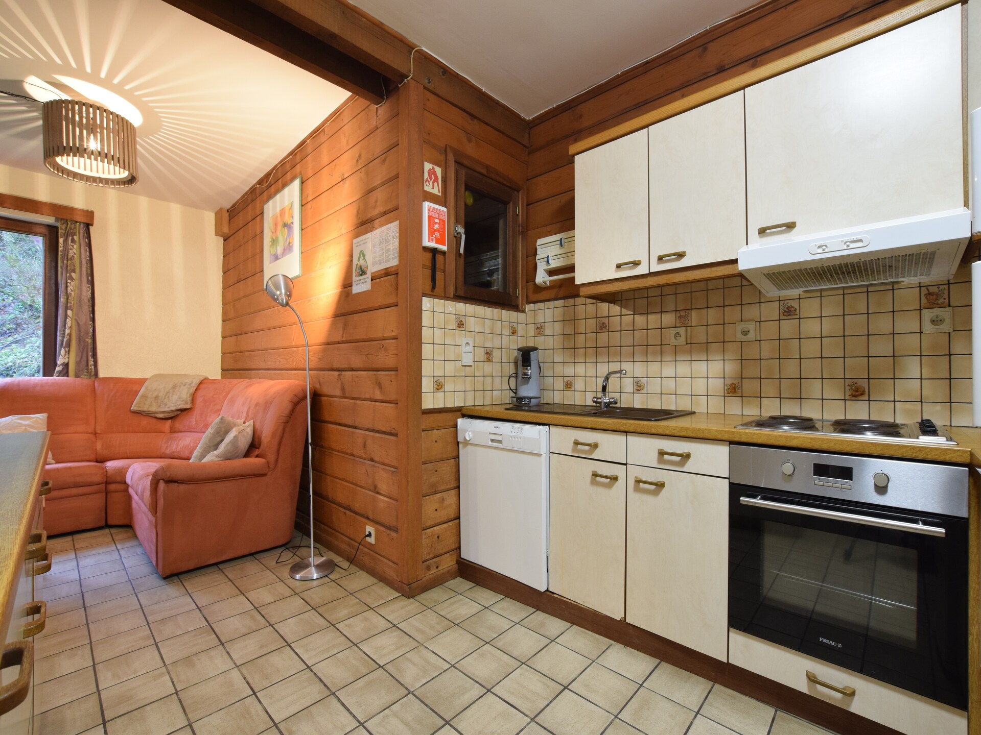 Op 1 km van het meer: 10-persoons vakantiehuis in Bouillon-Noirefontaine - foto 11
