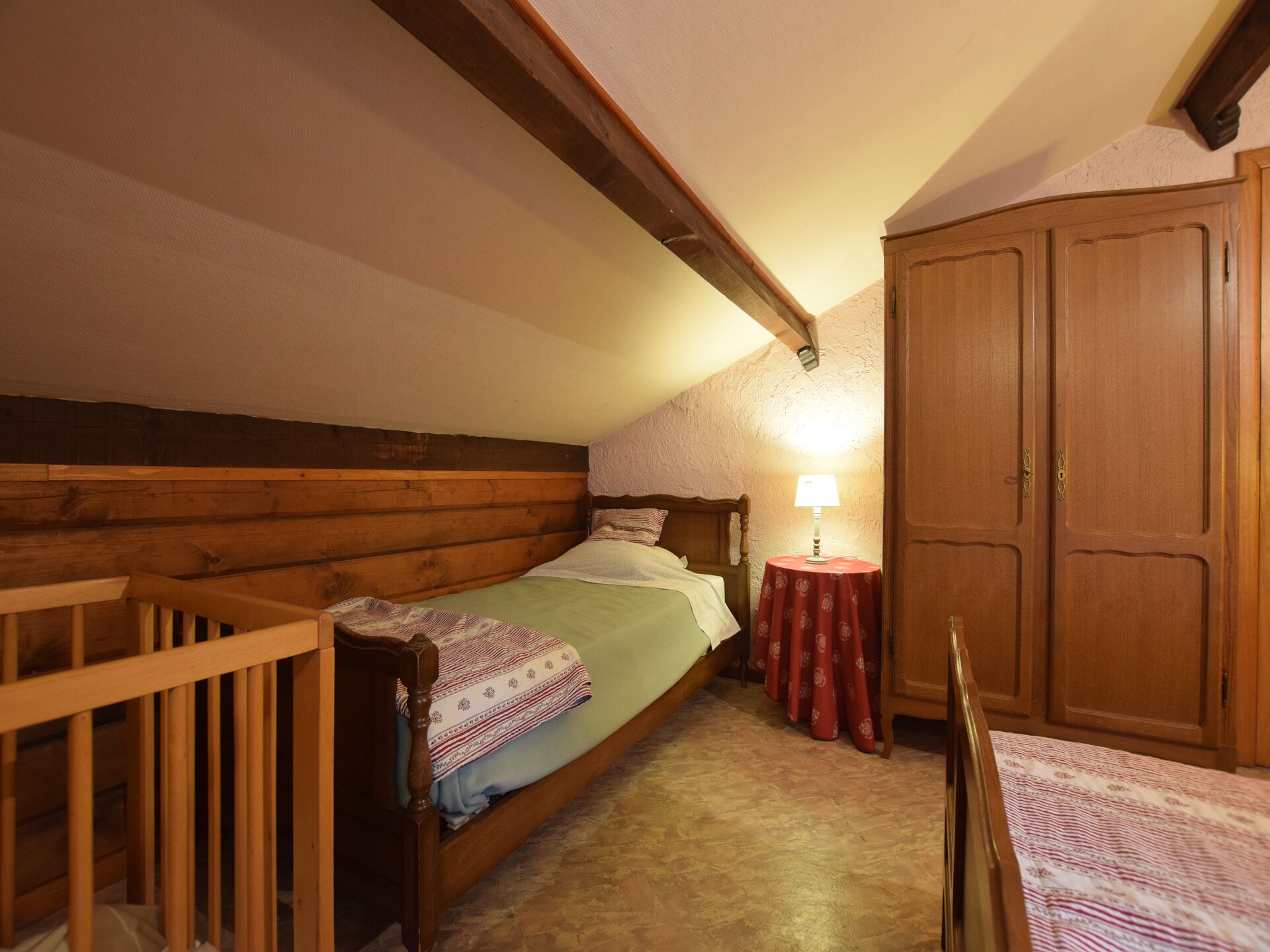 Op 1 km van het meer: 10-persoons vakantiehuis in Bouillon-Noirefontaine - foto 20