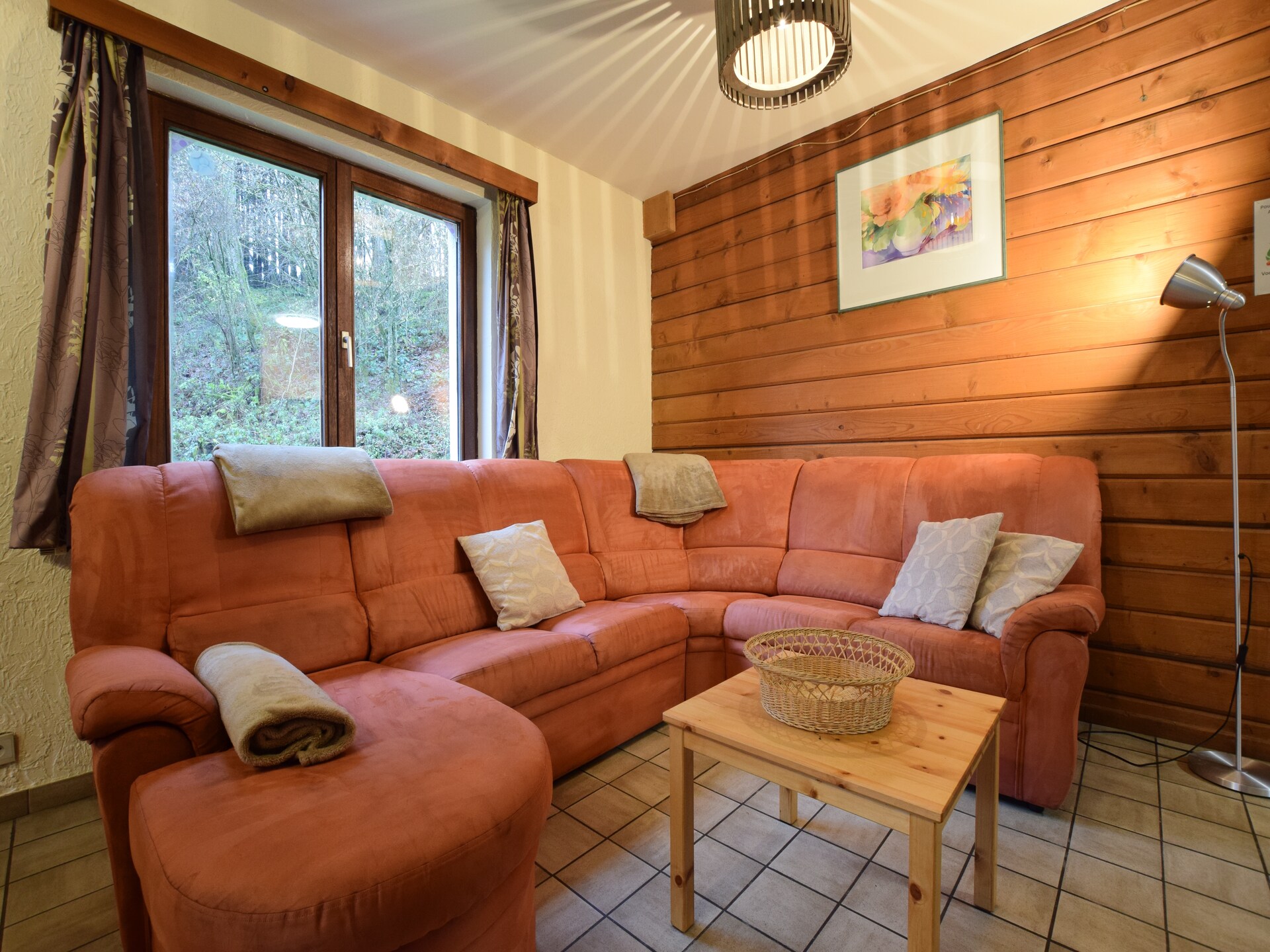 Op 1 km van het meer: 10-persoons vakantiehuis in Bouillon-Noirefontaine - foto 2