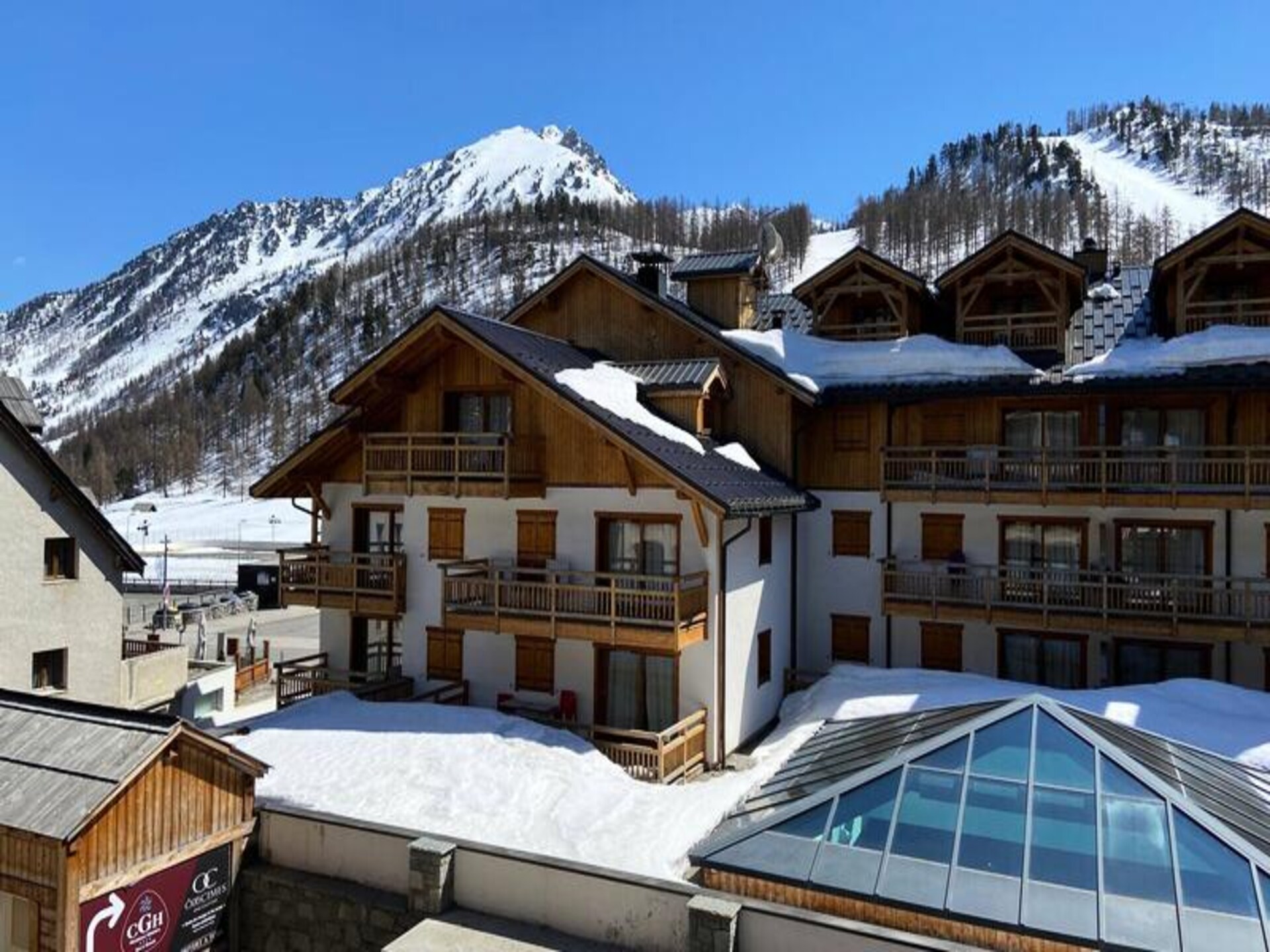 Zonnig appartement op 50 meter van de piste in Montgenèvre - foto 6