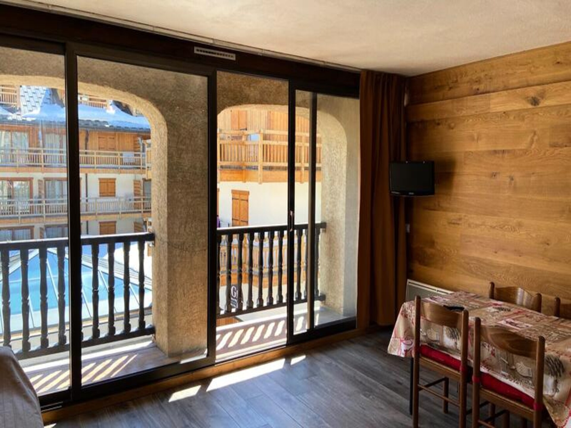Zonnig appartement op 50 meter van de piste in Montgenèvre - foto 10