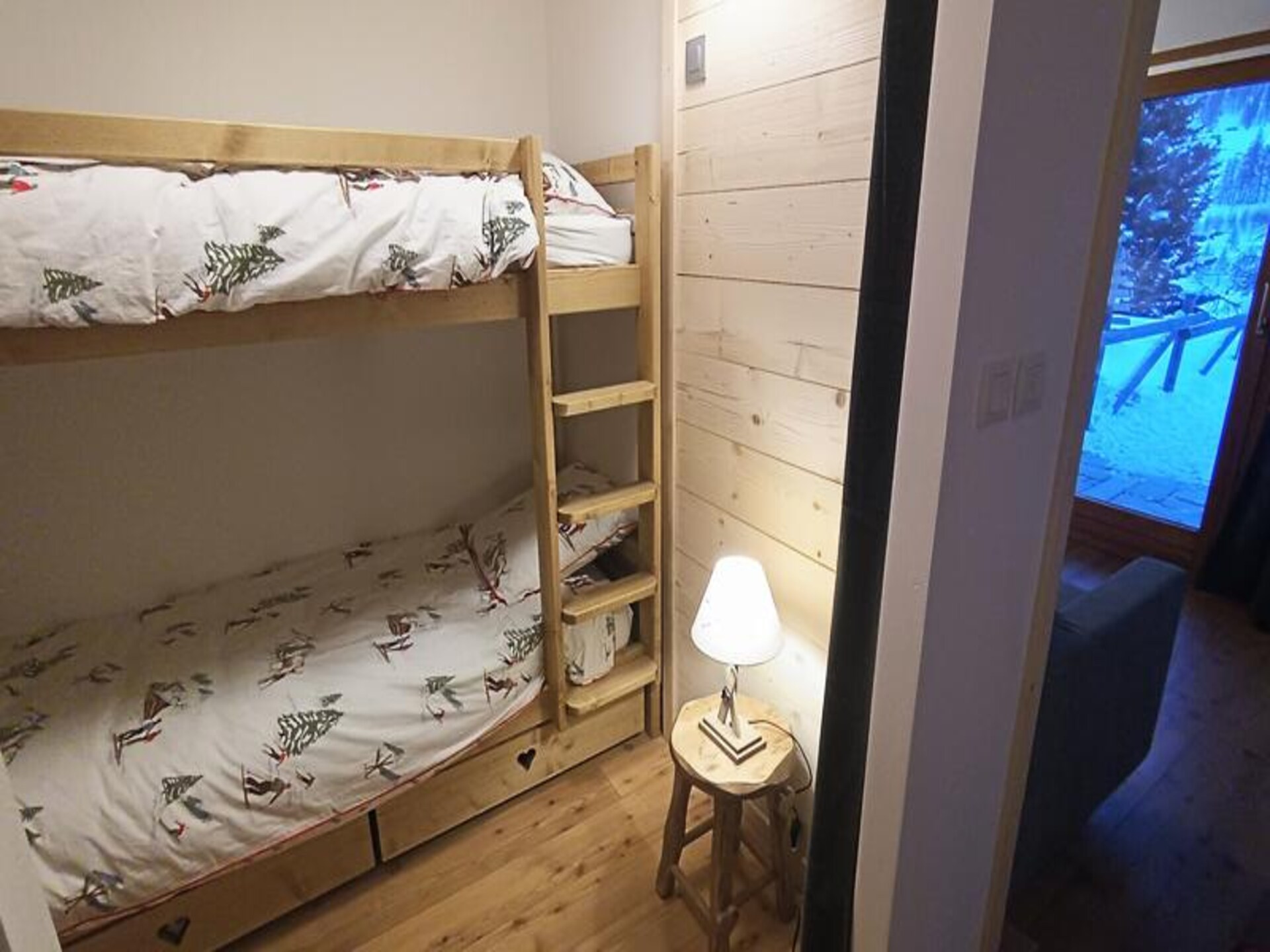 Gerenoveerd studio-appartement op 500m van de piste met tuin & terras - foto 8