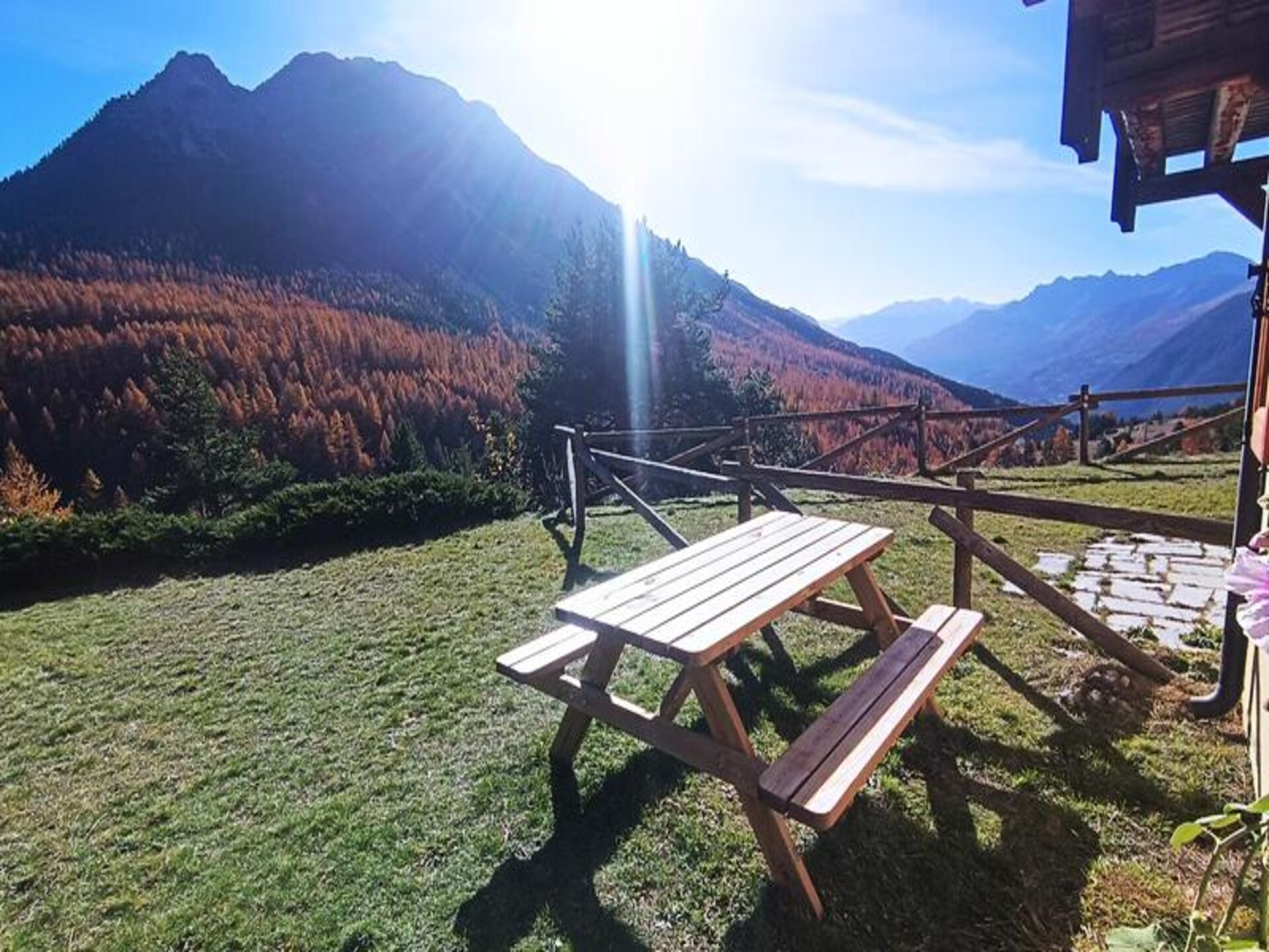 Gerenoveerd studio-appartement op 500m van de piste met tuin & terras - foto 17