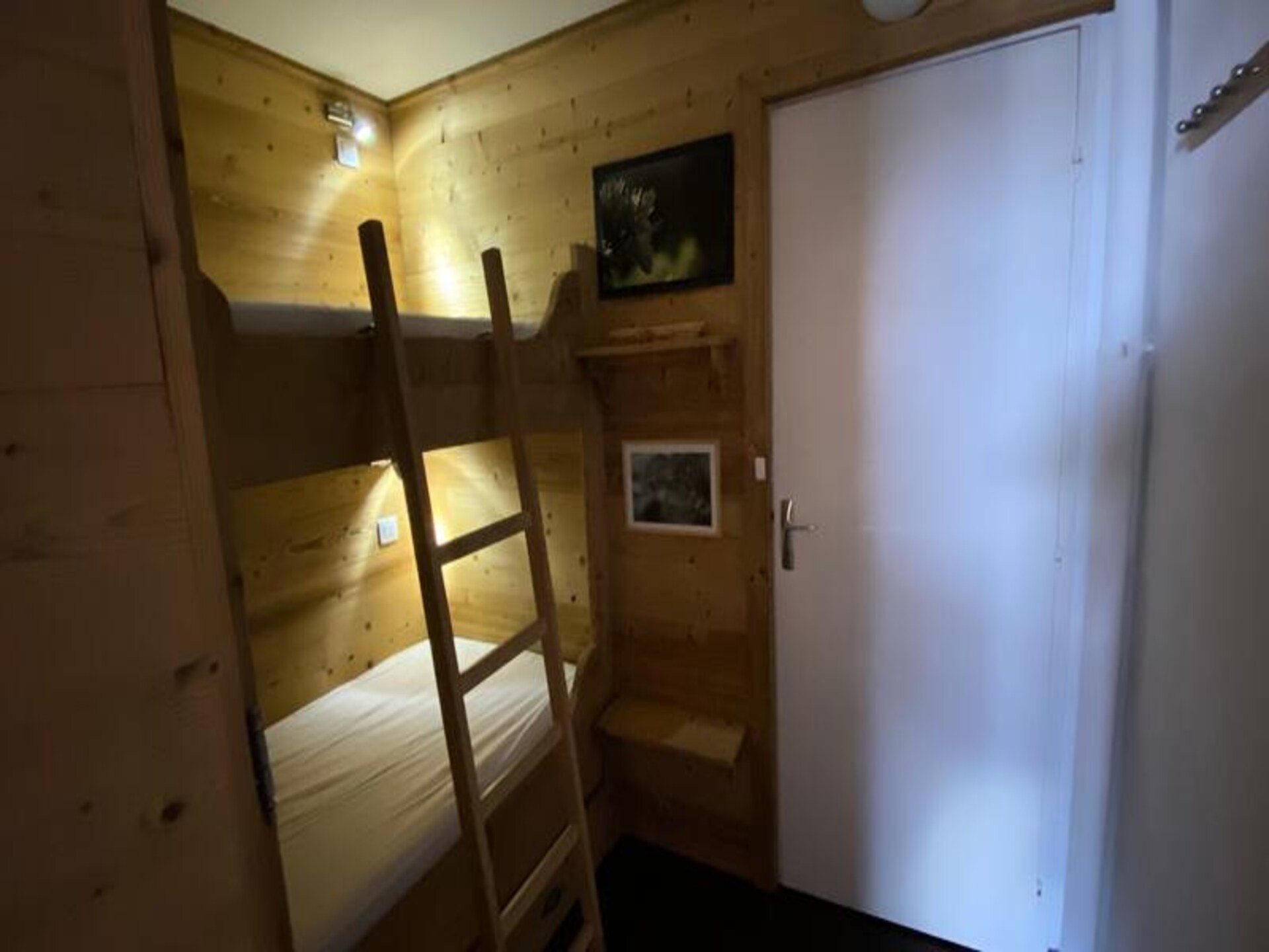 Sfeervol ski-appartement op 100 meter van de piste in Montgenèvre - foto 7