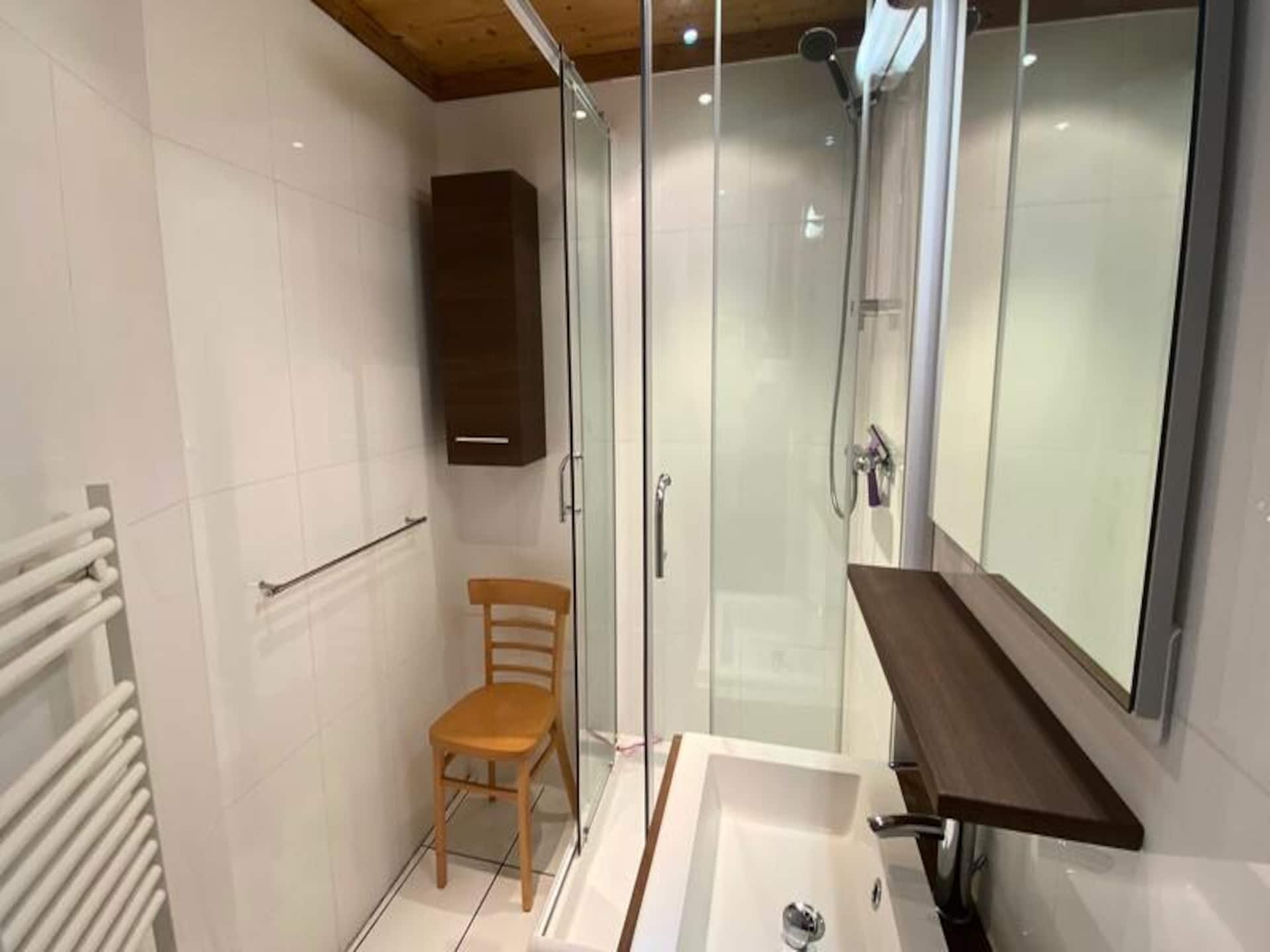 Sfeervol ski-appartement op 100 meter van de piste in Montgenèvre - foto 9