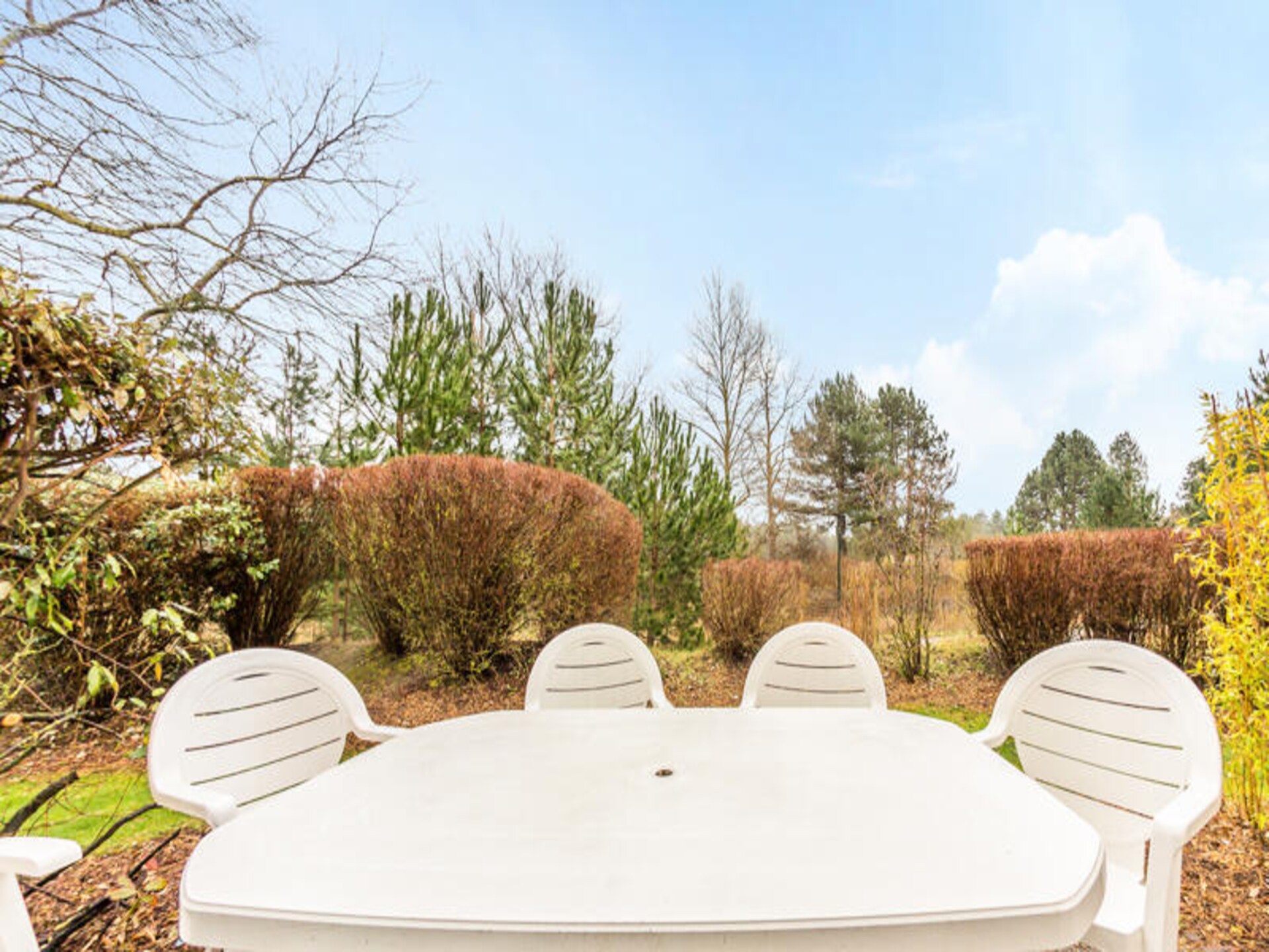 Ruim appartement voor 8 bij strand Fort-Mahon-Plage, tuin - foto 8