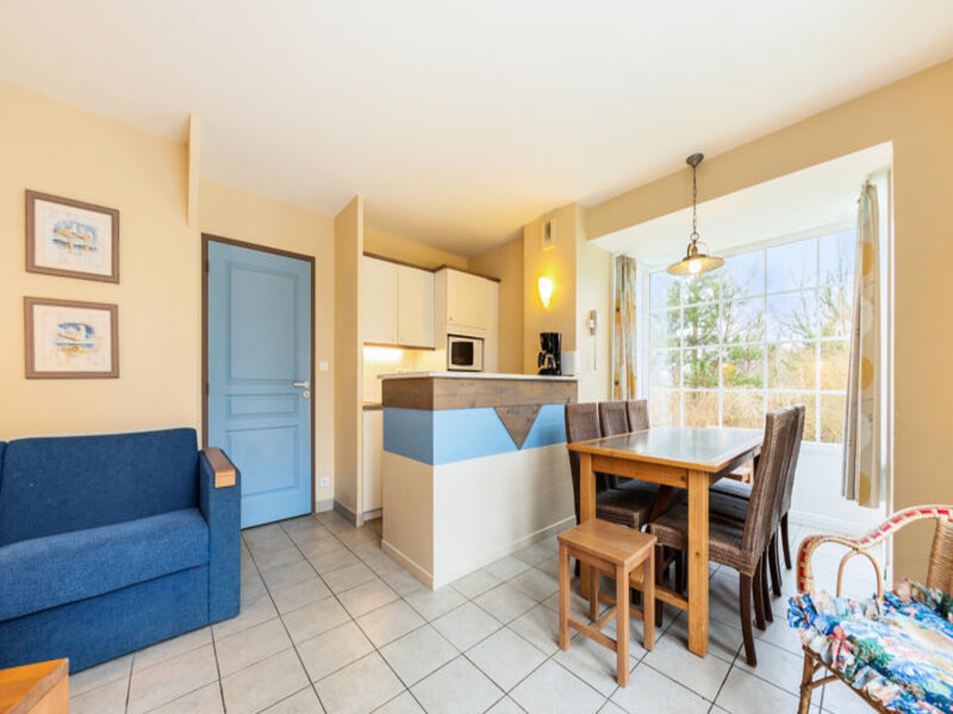 Ruim appartement voor 8 bij strand Fort-Mahon-Plage, tuin - foto 12
