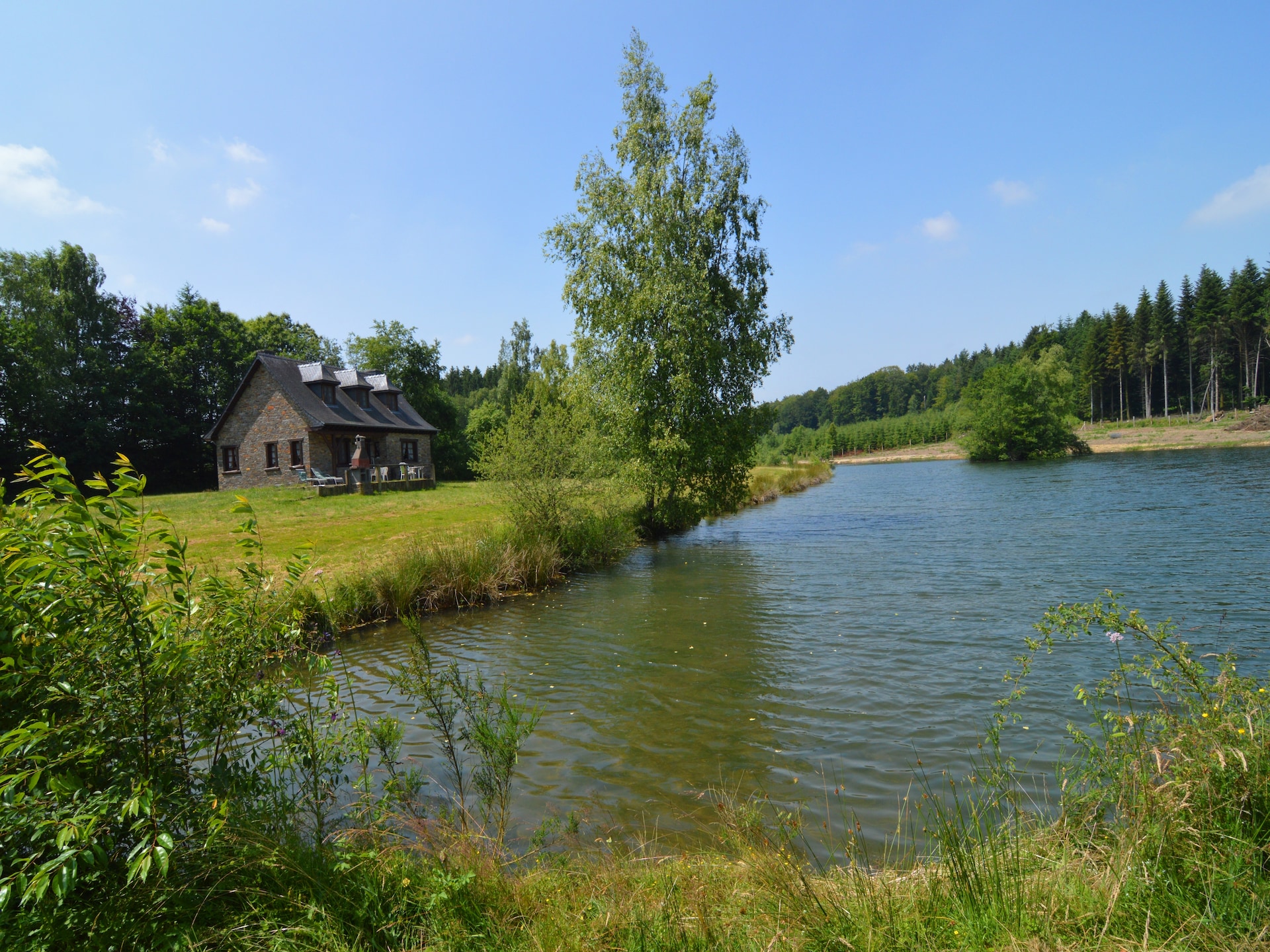 5-persoons vakantiehuis aan het meer in Bouillon - foto 22