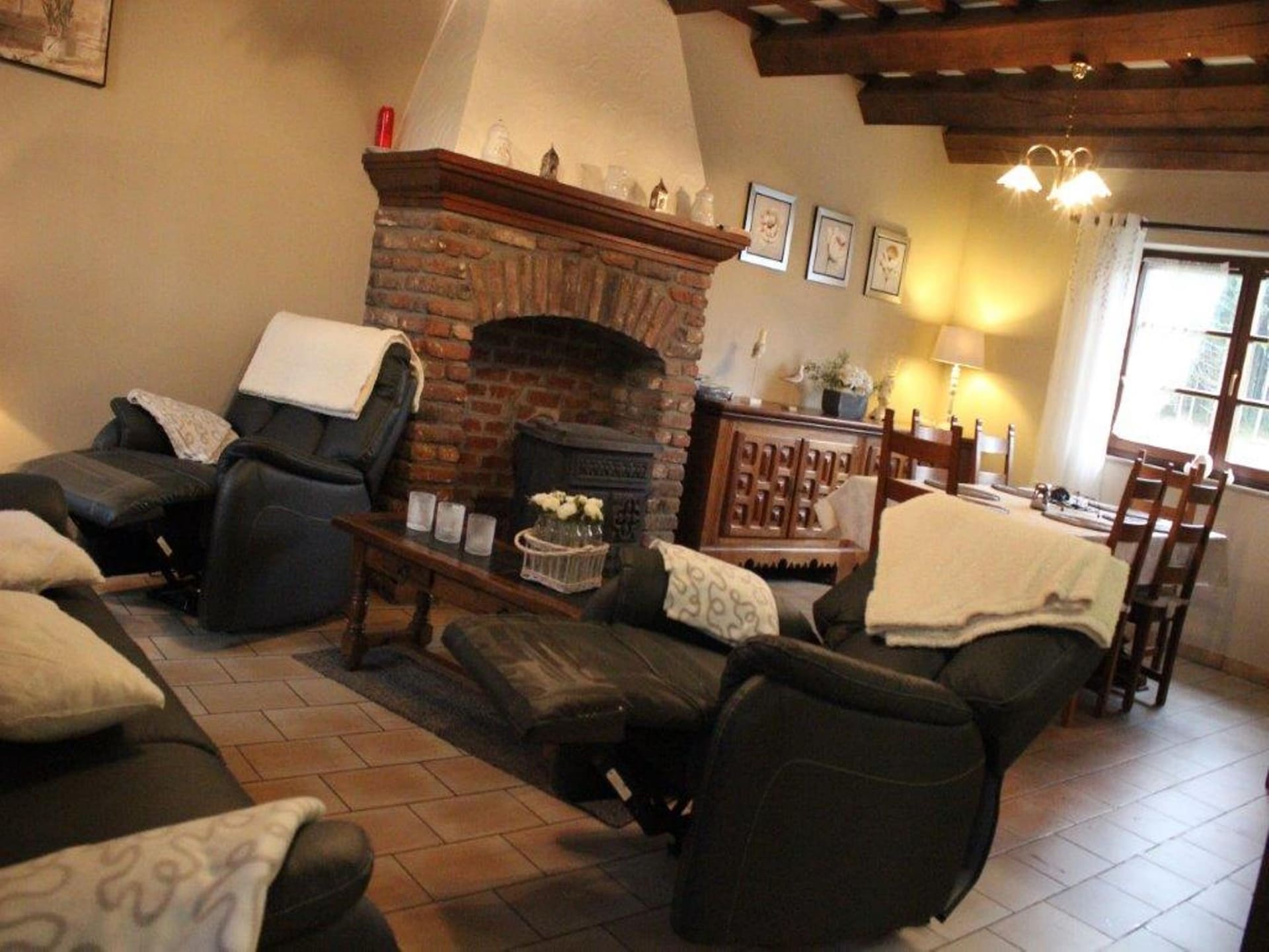5-persoons vakantiehuis aan het meer in Bouillon - foto 7