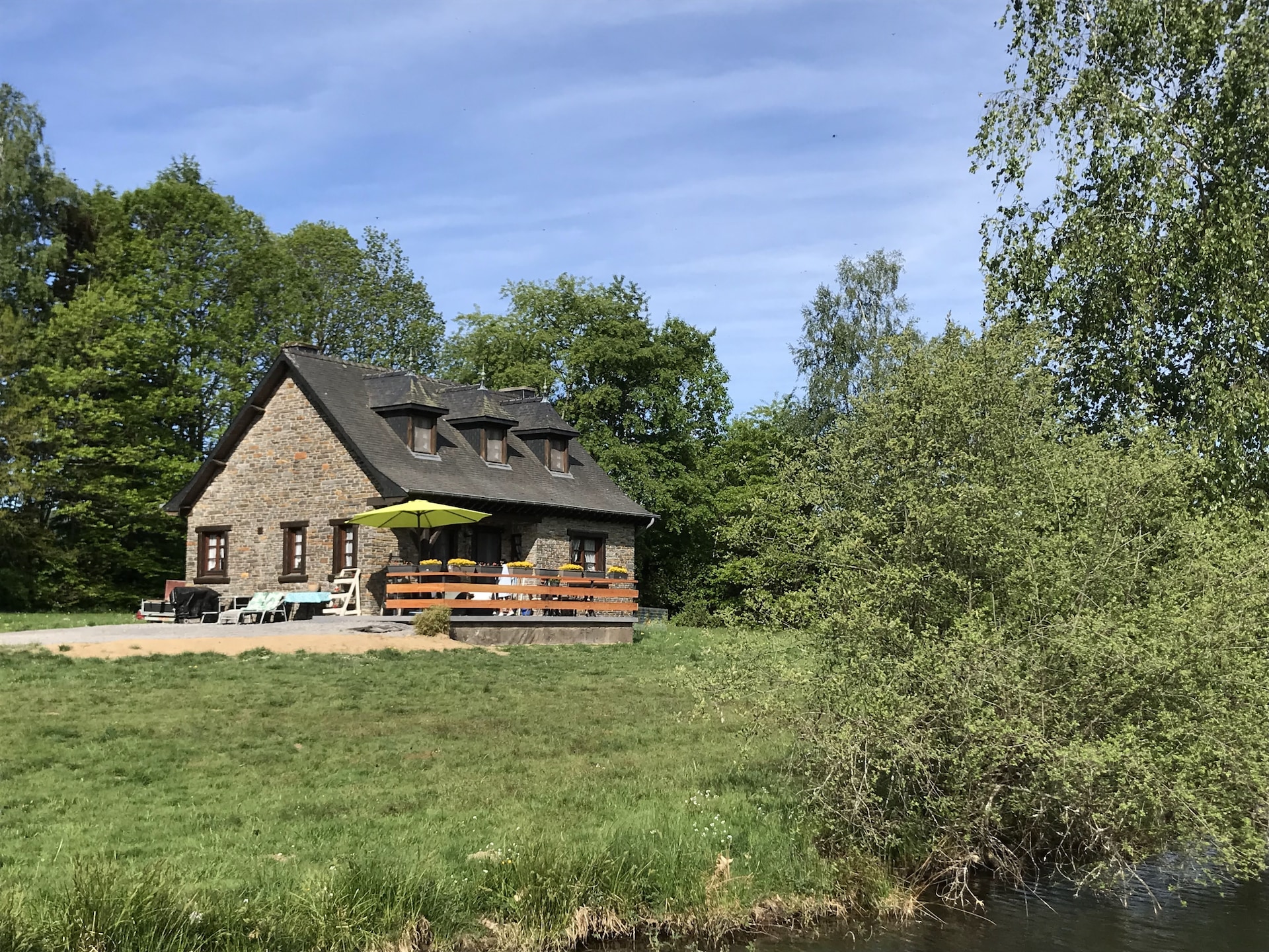 5-persoons vakantiehuis aan het meer in Bouillon - foto 18