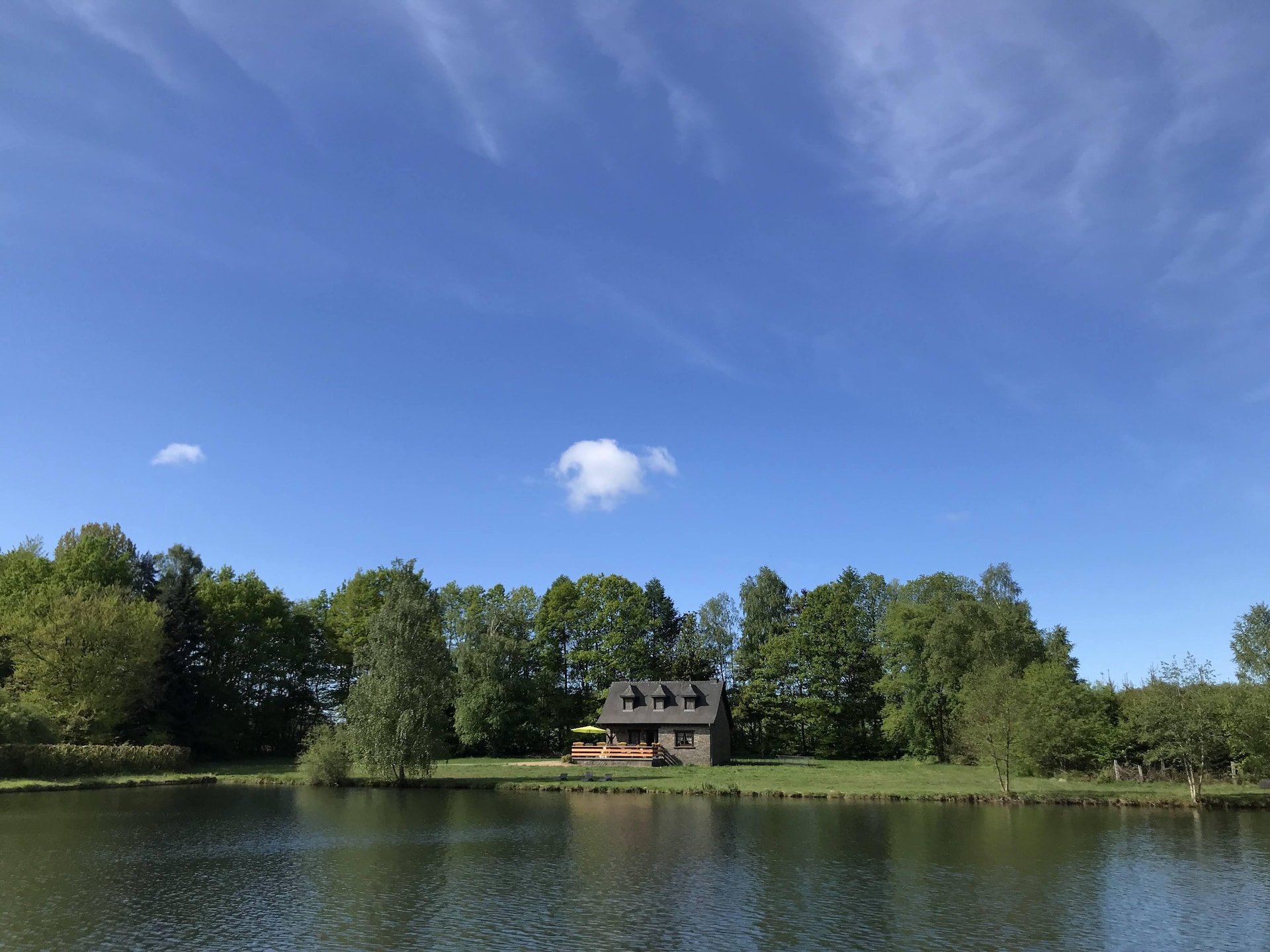 5-persoons vakantiehuis aan het meer in Bouillon - foto 37