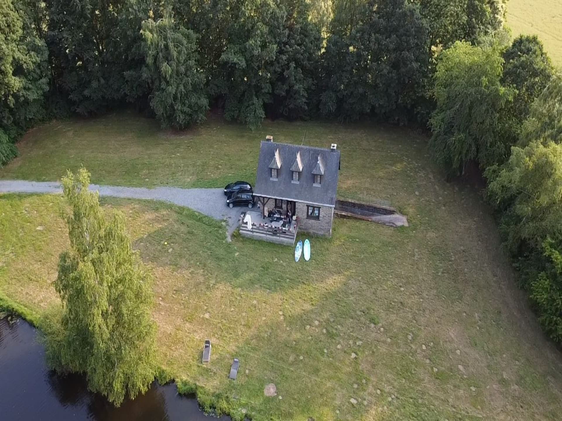 5-persoons vakantiehuis aan het meer in Bouillon - foto 21