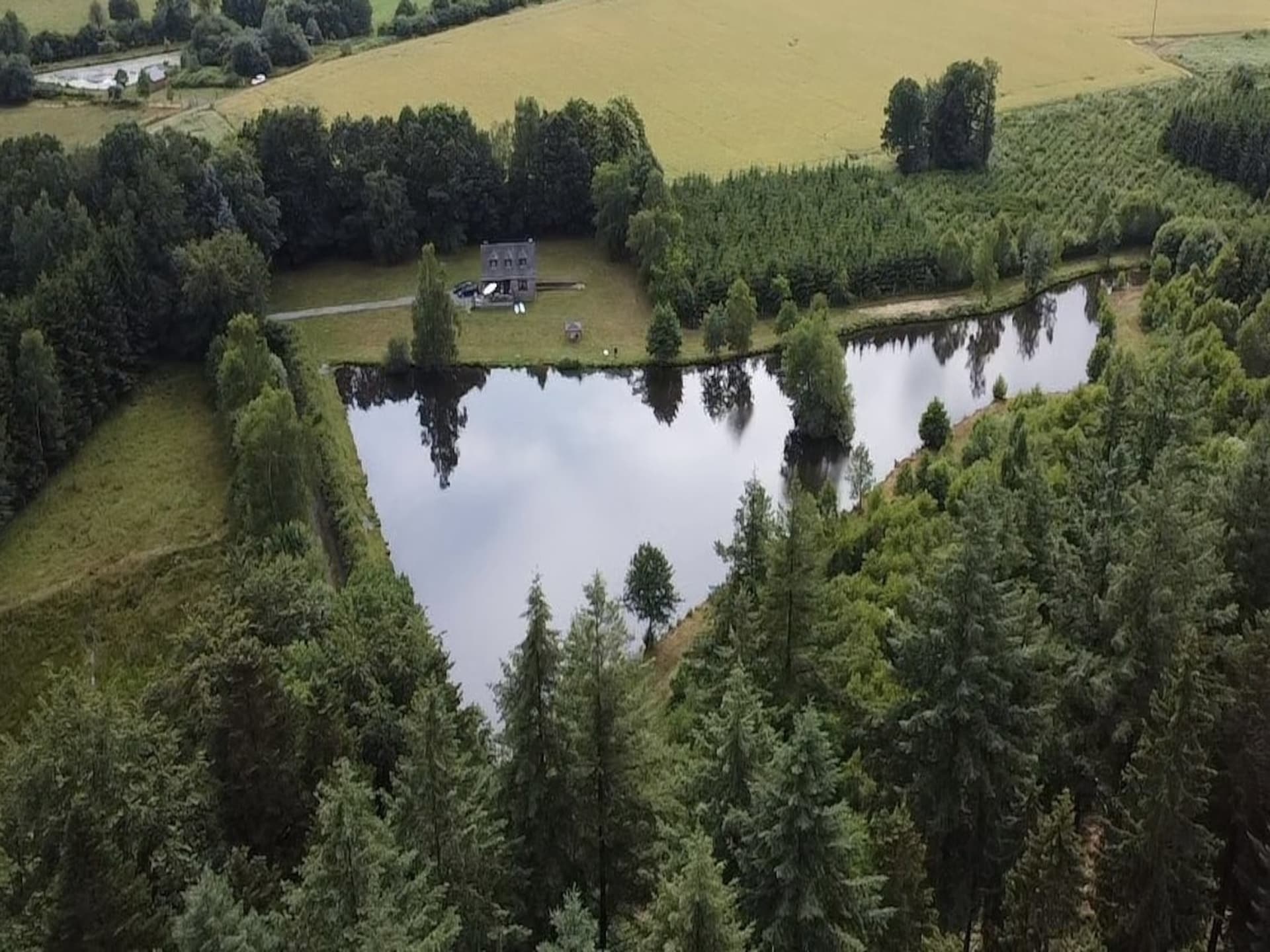 5-persoons vakantiehuis aan het meer in Bouillon - foto 23