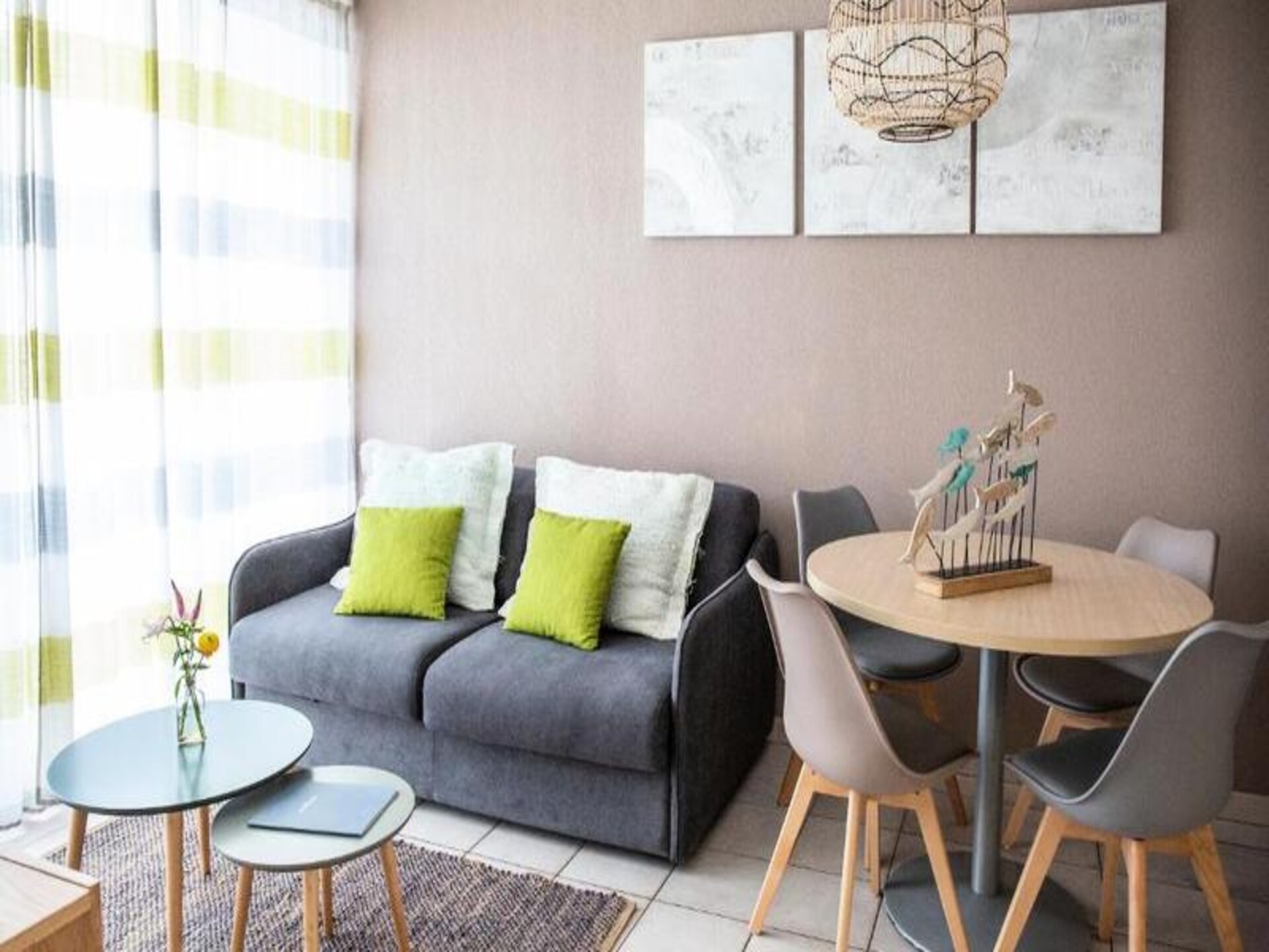 Appartement aan zandstrand Canet met zwembad, sauna & hond toegestaan - foto 10
