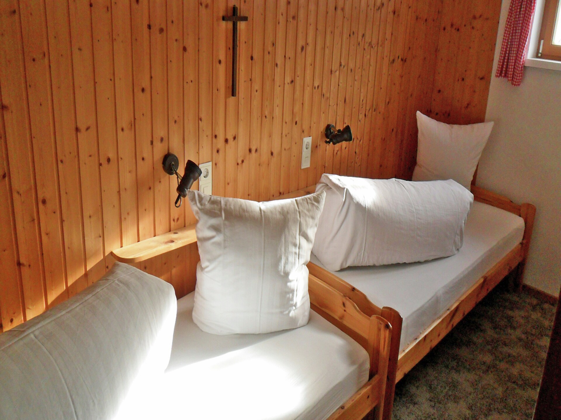 Vrijstaand chalet voor 7 in Sibratsgfäll, direct aan de skilift - foto 8
