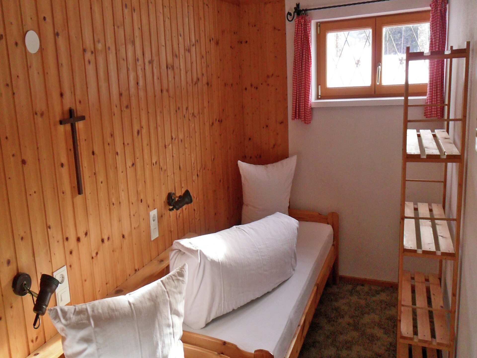 Vrijstaand chalet voor 7 in Sibratsgfäll, direct aan de skilift - foto 10