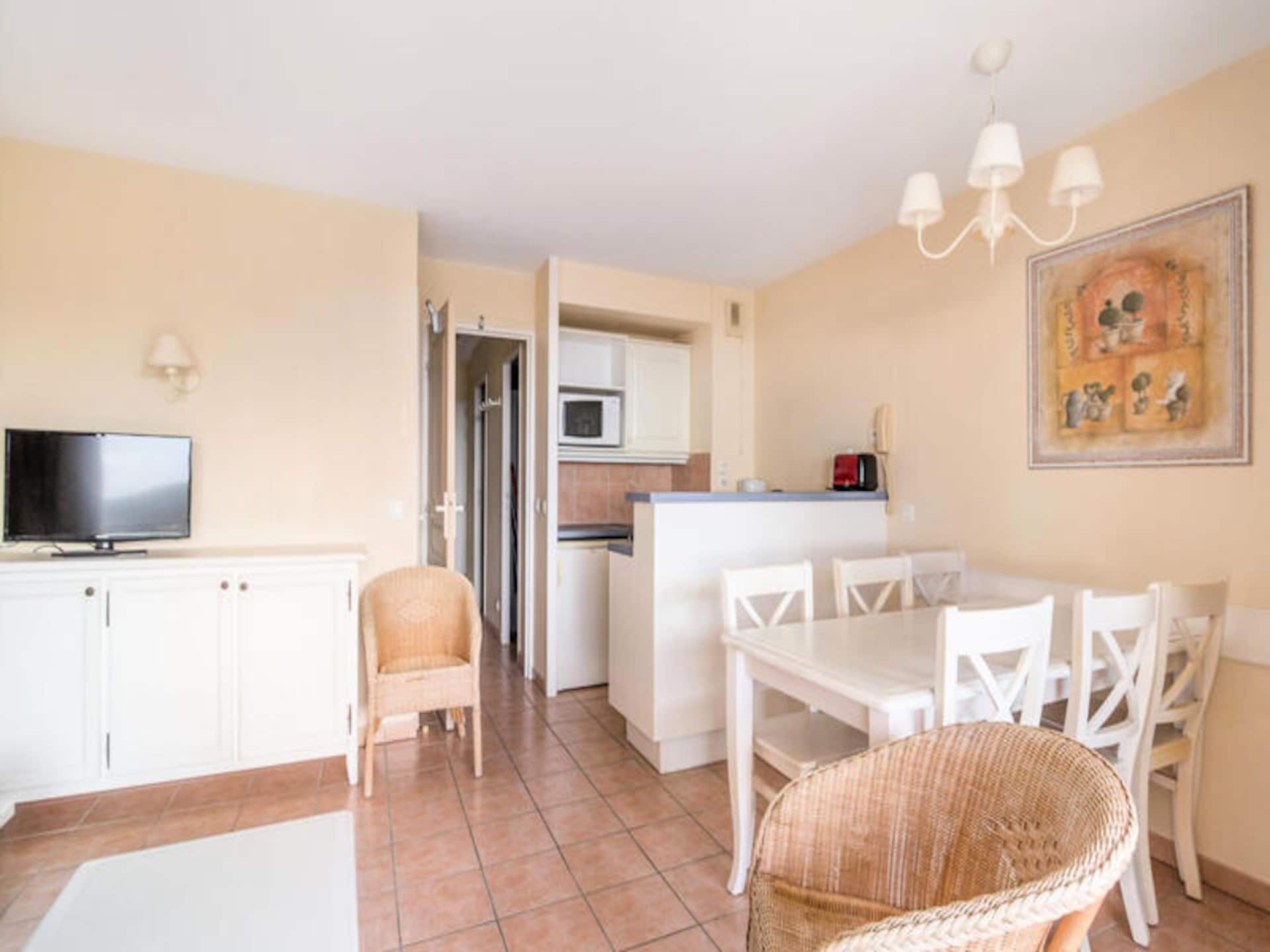 Knus appartement bij Sainte-Maxime met tuin, nabij stranden en Saint-Tropez - foto 7