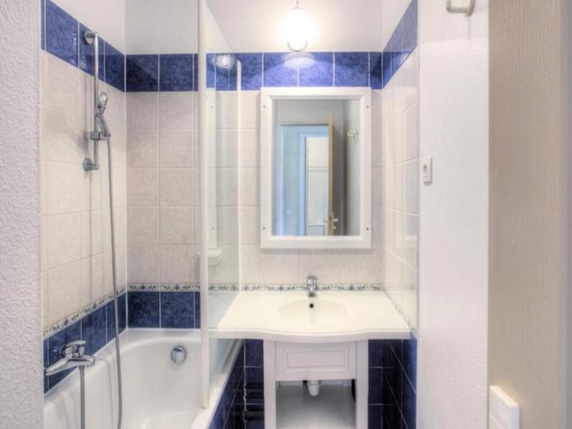 Zonnig appartement met uitzicht op de Golf van Saint-Tropez - foto 18