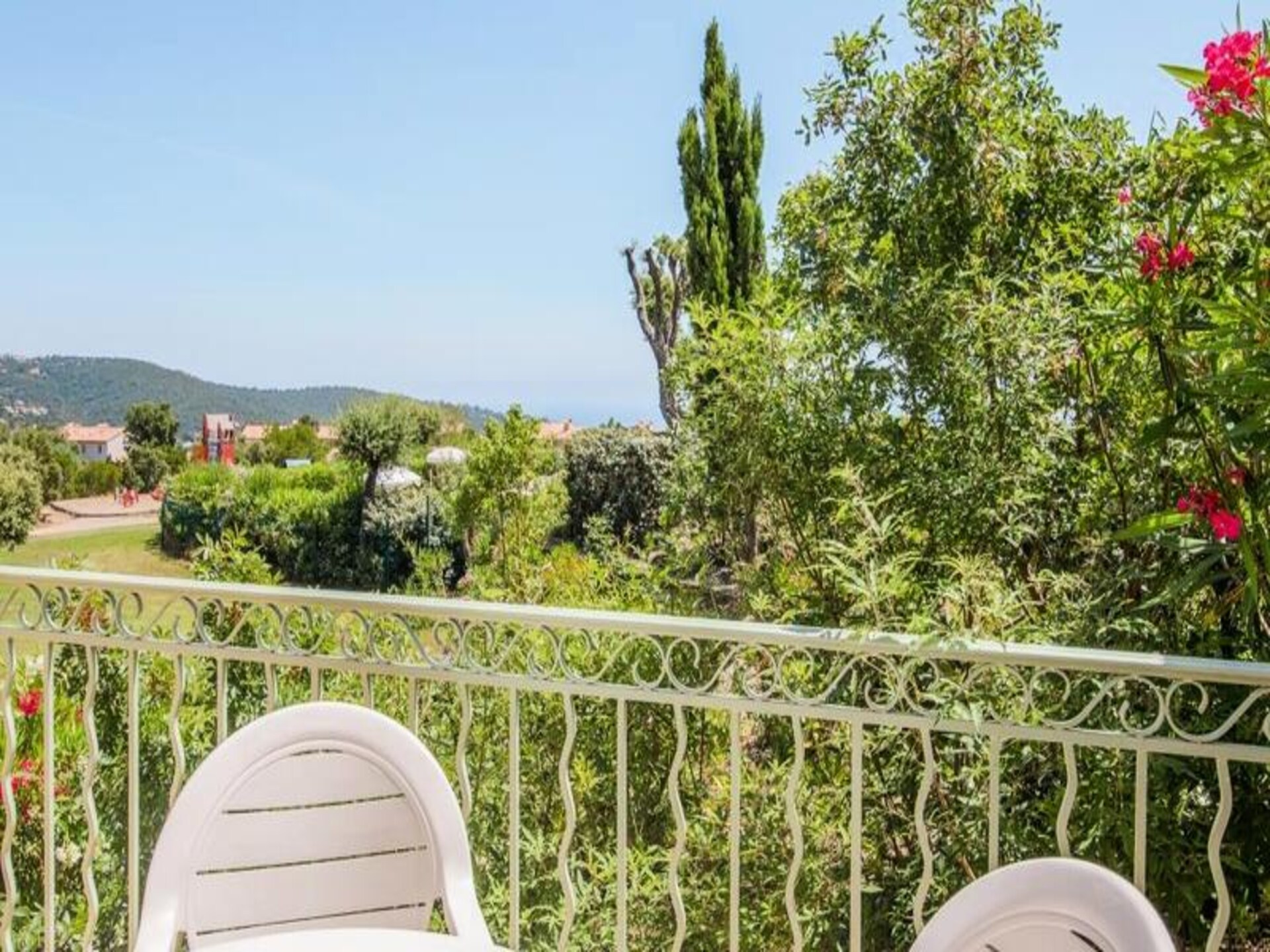 Zonnig appartement in Provençaalse residentie nabij Sainte-Maxime - foto 17