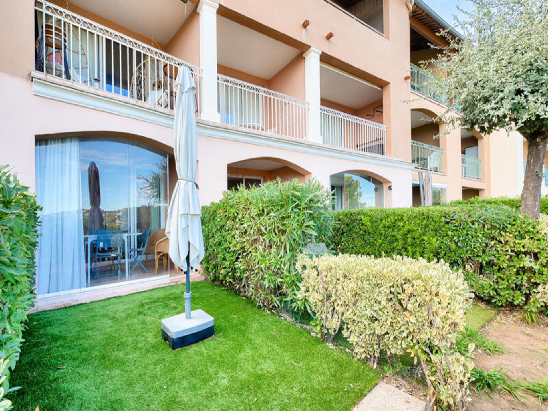 Knus appartement met zeezicht en tuin in Les Issambres - foto 20