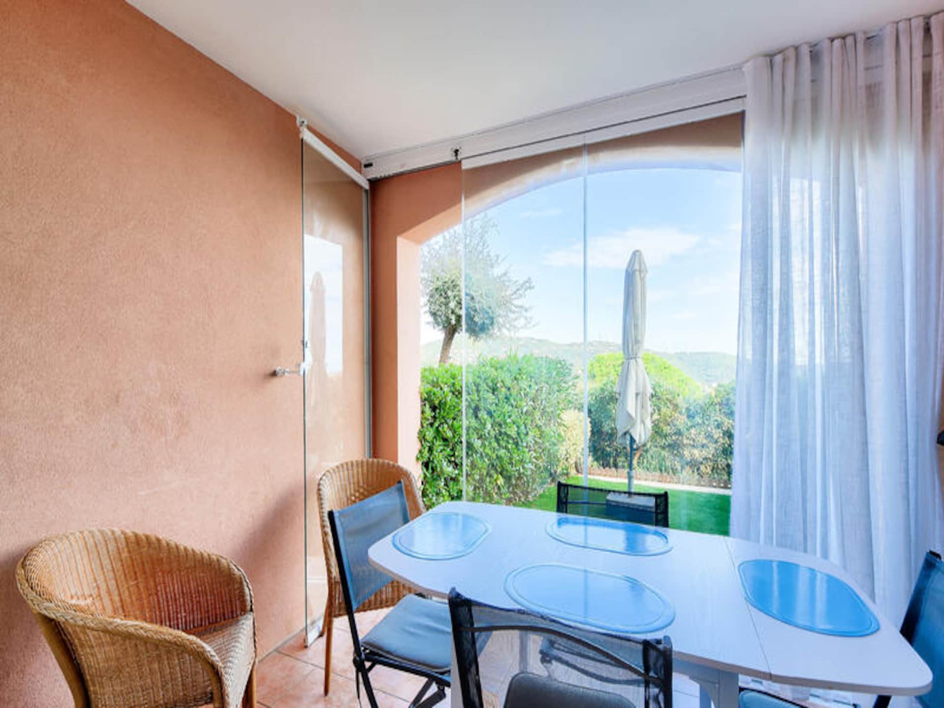 Knus appartement met zeezicht en tuin in Les Issambres - foto 22