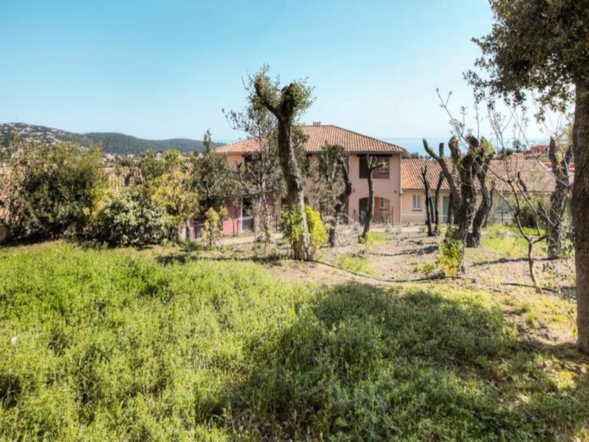 Ruim zeezichtappartement met zwembad in Les Issambres, Côte d'Azur - foto 10