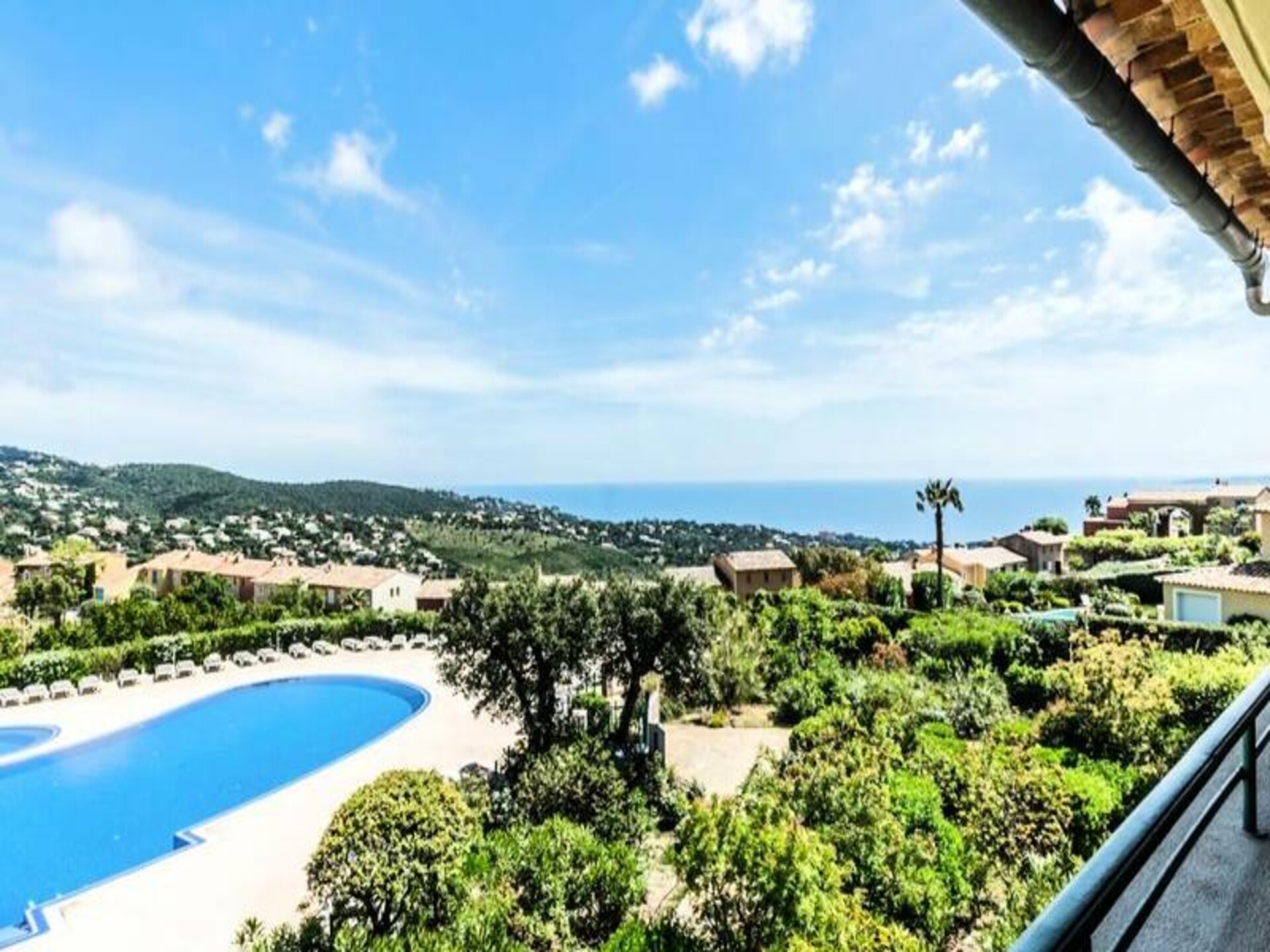 Appartement met zeezicht in Résidence le Hameau des Issambres, Côte d'Azur - foto 18