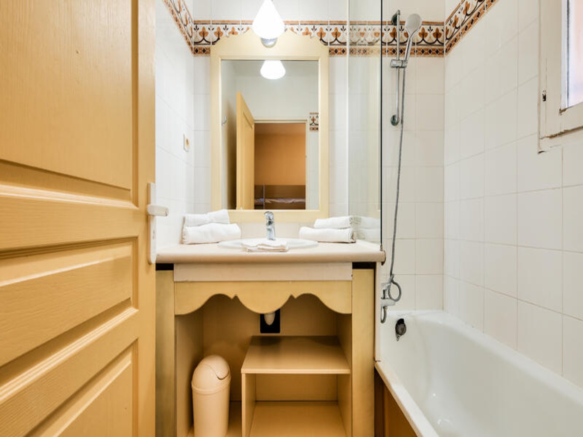 Gezellig appartement met zeezicht in Les Issambres, vlakbij stranden - foto 17