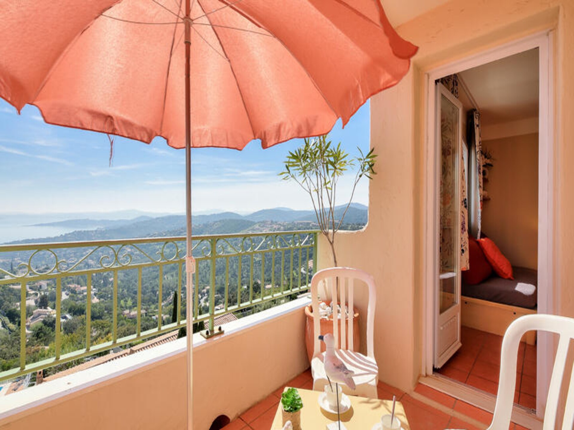 Zonnig appartement met zeezicht en zwembad in Les Issambres - foto 22