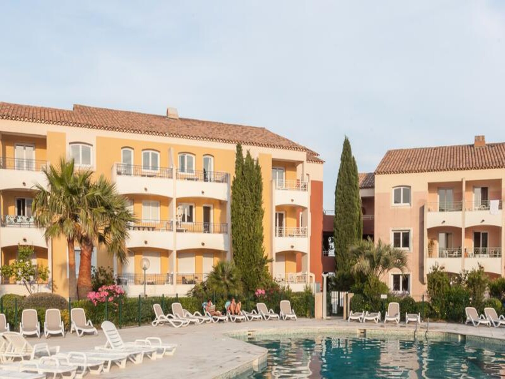 Licht appartement met uitzicht op Golf van Saint-Tropez - foto 9