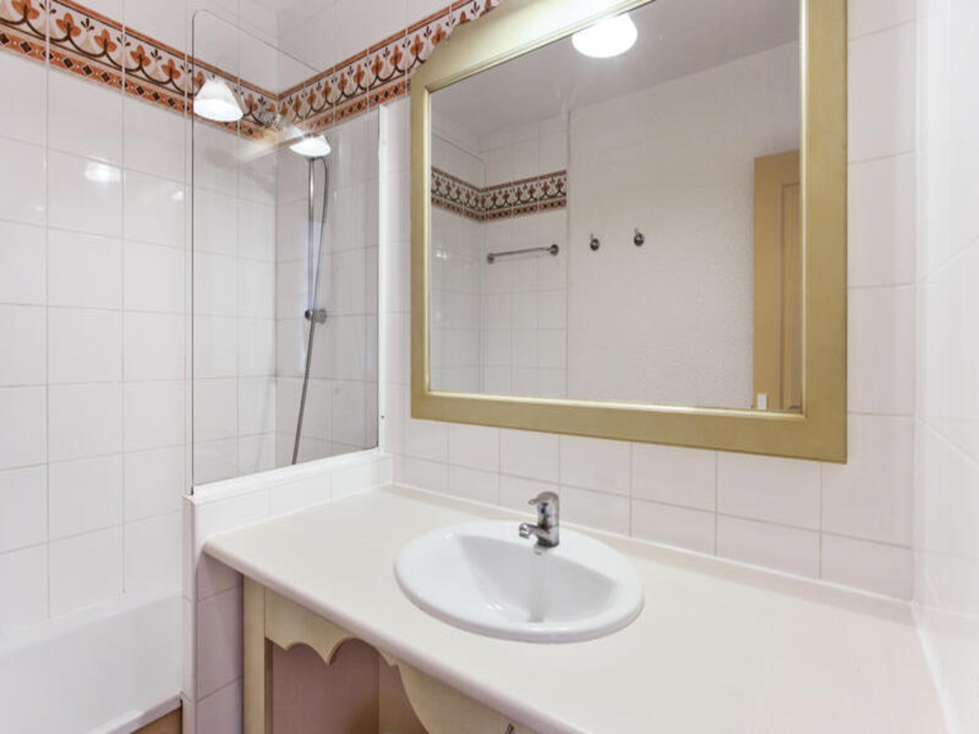 Licht appartement met uitzicht op Golf van Saint-Tropez - foto 17