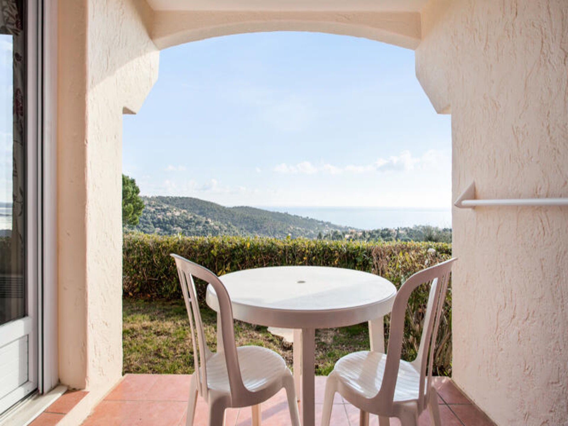 Knus appartement met zeezicht en terras in Les Issambres - foto 15