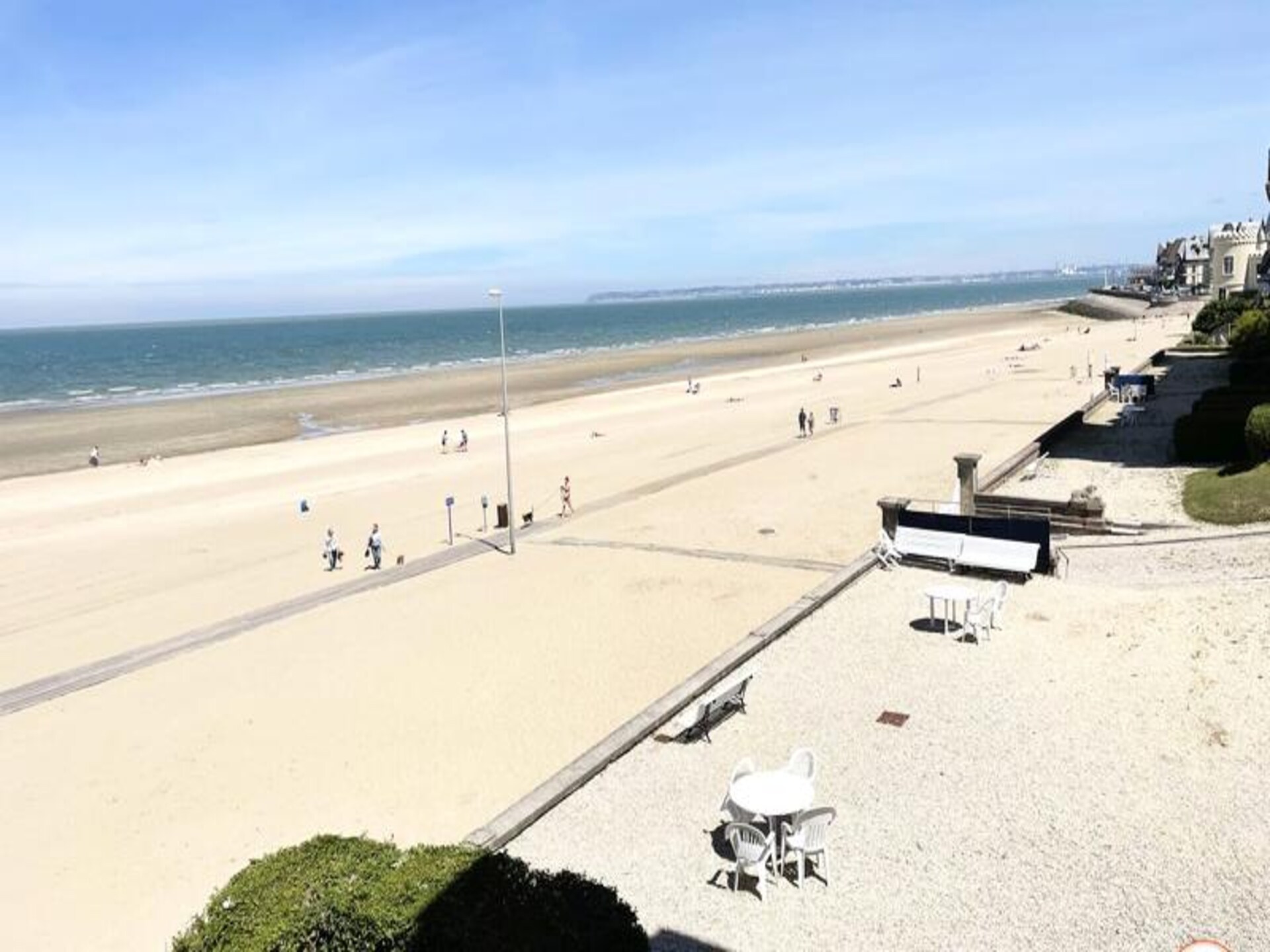 Roches Normandes: Appartement met Zeezicht en Terras in Trouville-sur-Mer - foto 29
