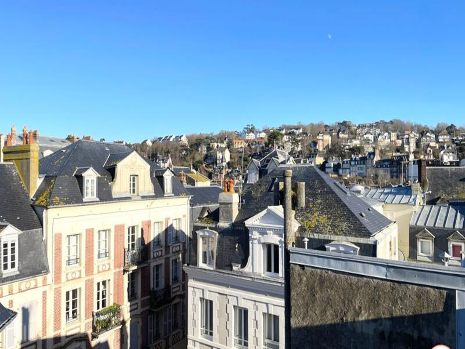 Stijlvolle loft met zeezicht op 50m van het strand en casino van Trouville - foto 16