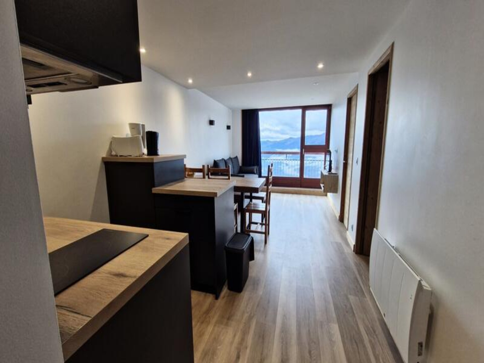 Zonnig appartement op 9e verdieping met balkon en bergzicht in Bourg-Saint-Maurice - foto 9