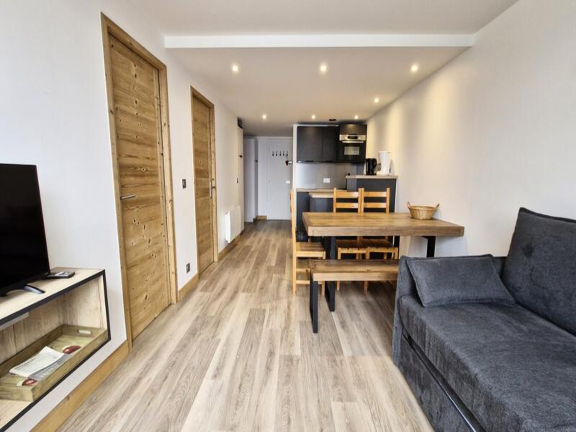 Zonnig appartement op 9e verdieping met balkon en bergzicht in Bourg-Saint-Maurice - foto 11