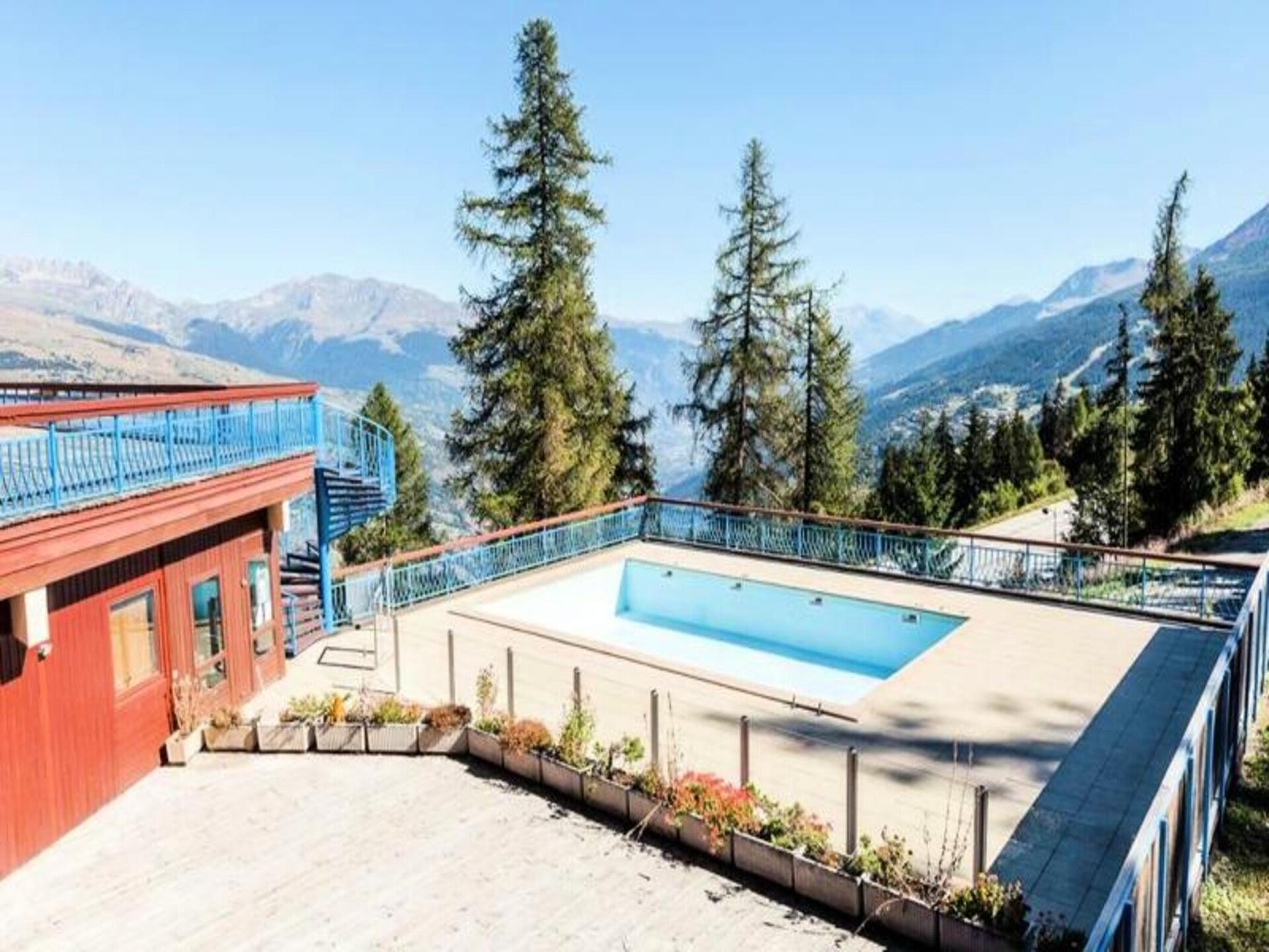 Zonnig appartement op 300m van de pistes met balkon en zwembad - foto 4