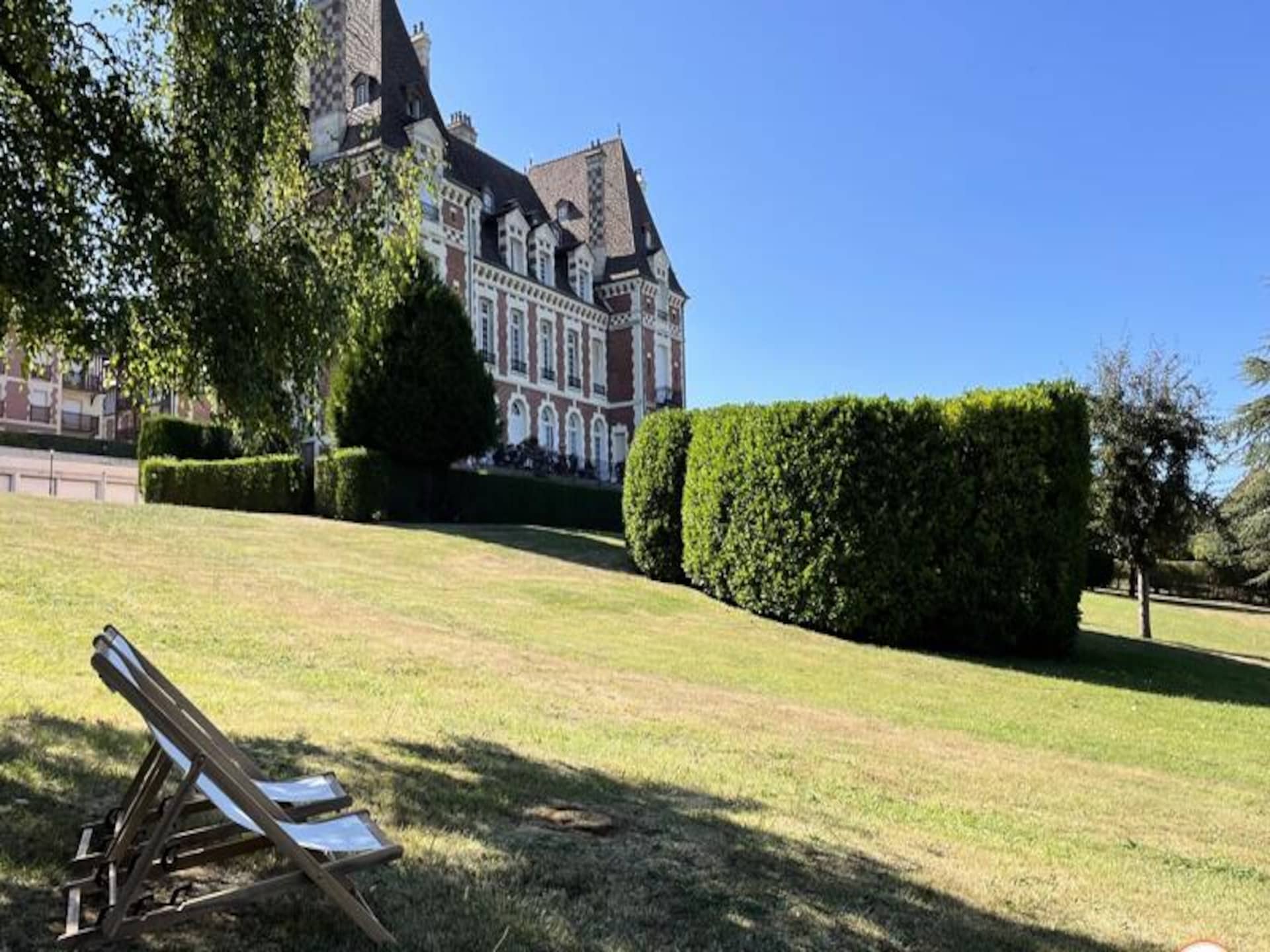 Stijlvol 2-kamerappartement met parkzicht in Deauville - foto 37