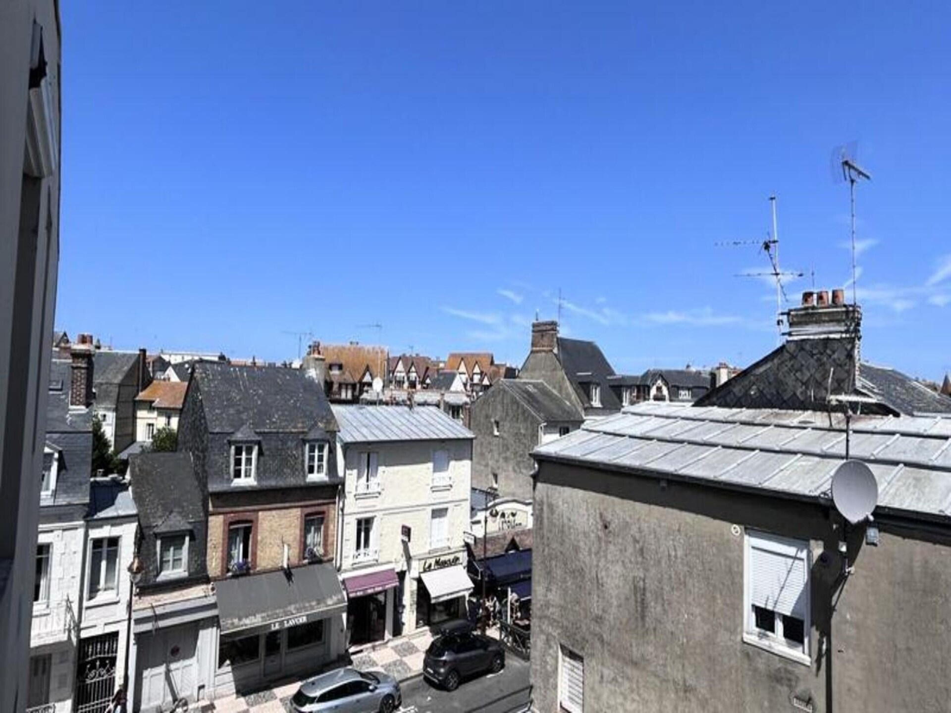 Stijlvol appartement in hartje Deauville, loopafstand strand en Place Morny - foto 40