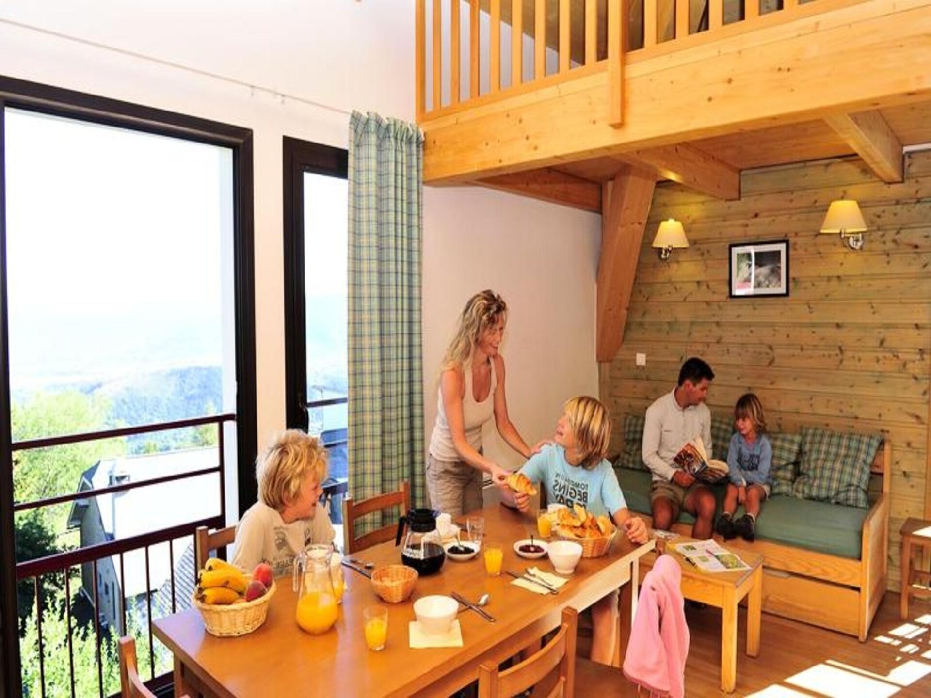 Ruim 8-persoons appartement met bergzicht in Font-Romeu, vlakbij de pistes - foto 1