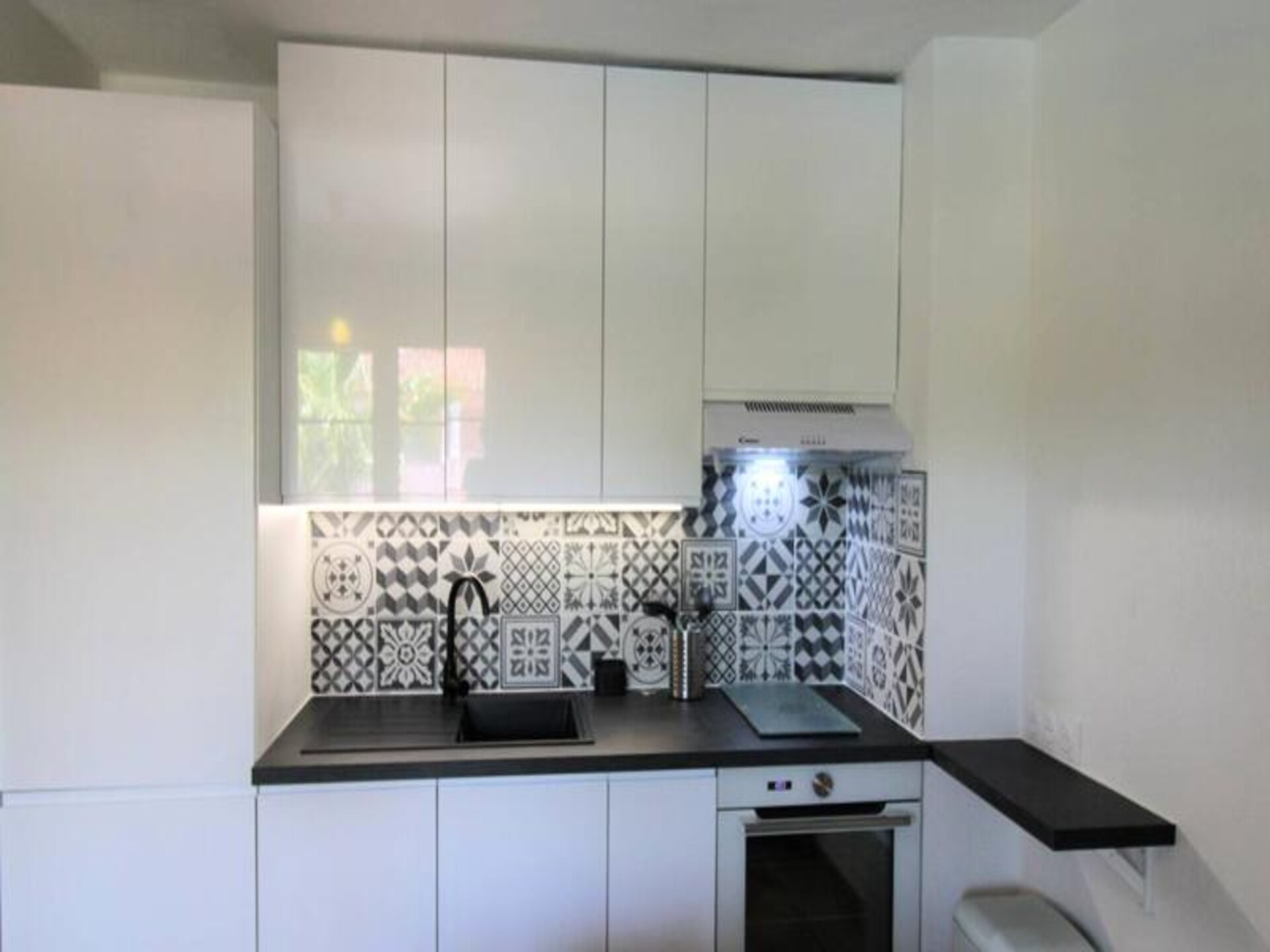 Knus appartement met zwembadzicht aan de voet van Grimaud - foto 7