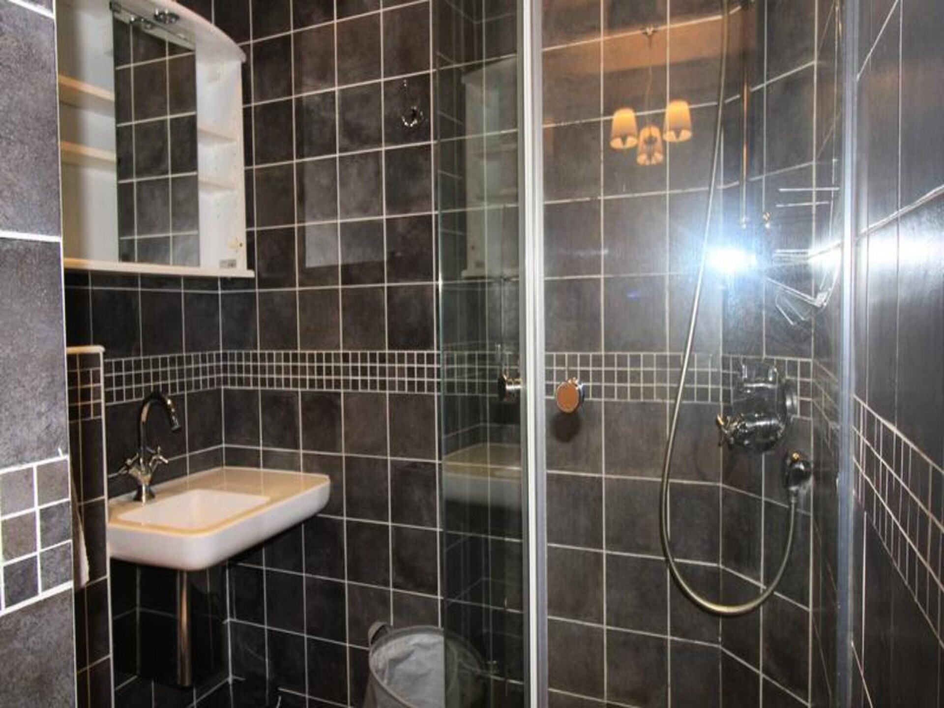 Licht appartement met panoramisch uitzicht en zwembad bij Grimaud - foto 23