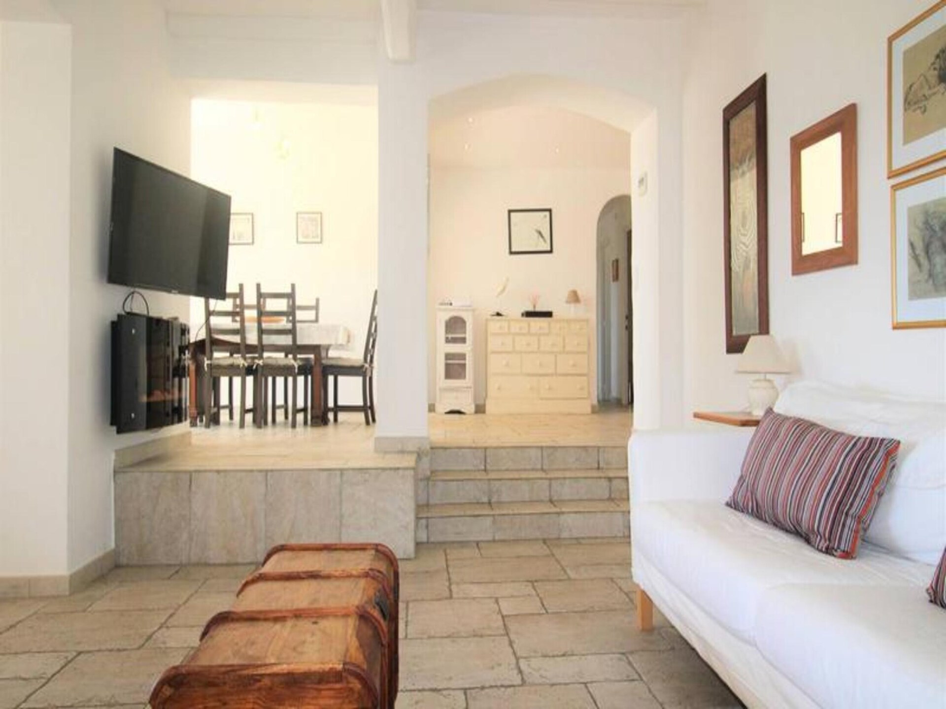 Licht appartement met panoramisch uitzicht en zwembad bij Grimaud - foto 8