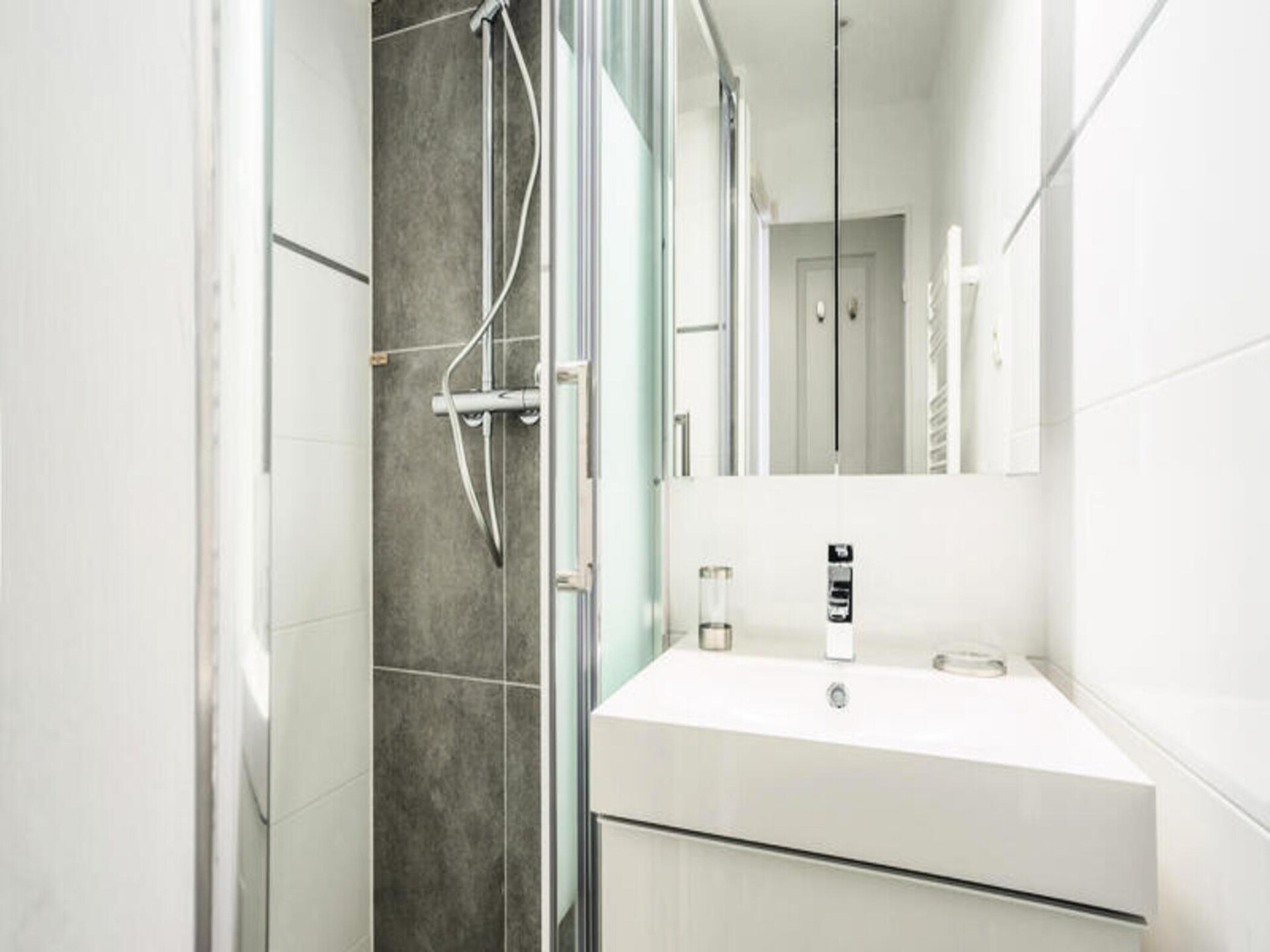 Modern appartement met panoramisch uitzicht op de Golf van Saint-Tropez - foto 32