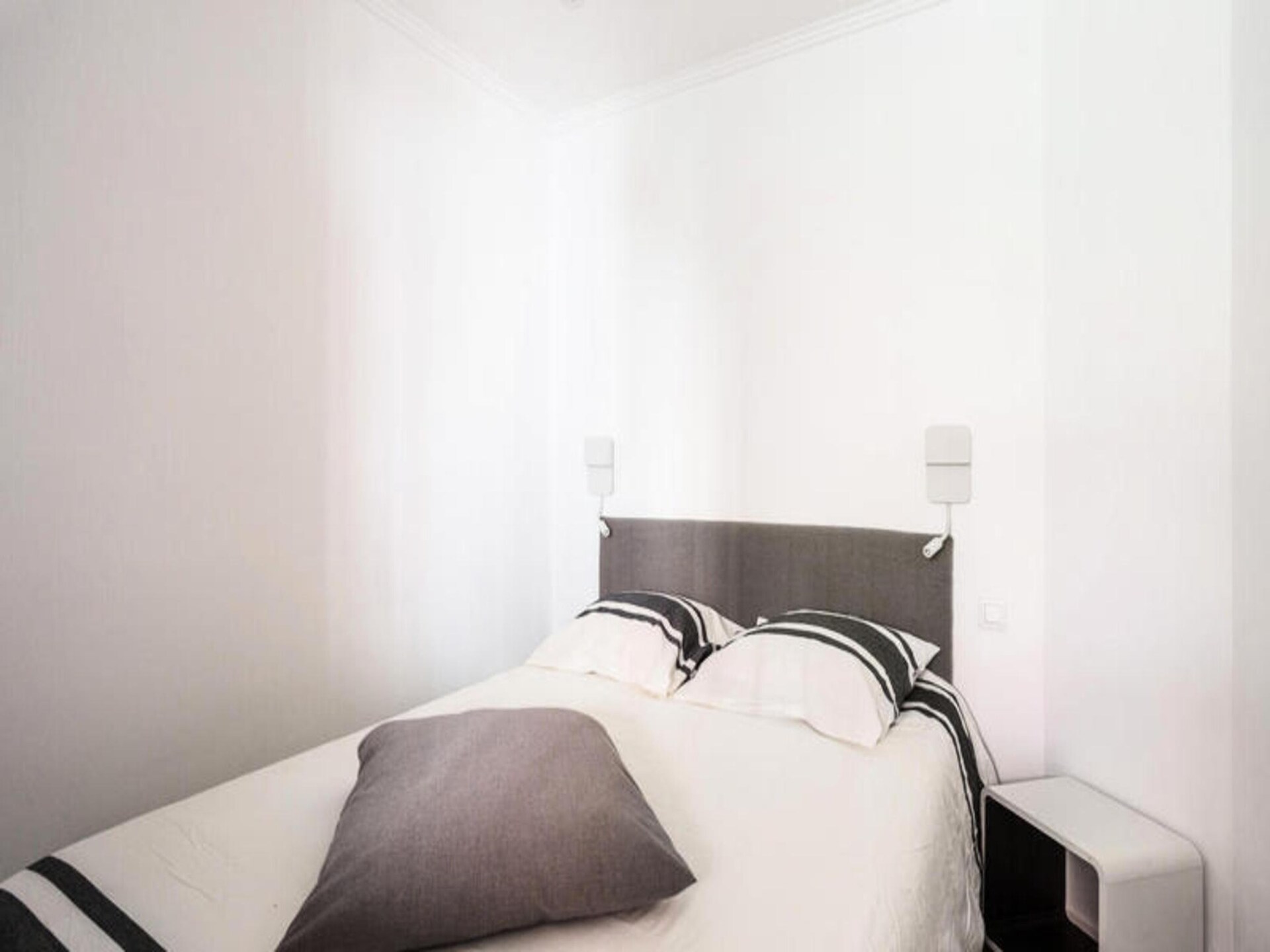 Modern appartement met panoramisch uitzicht op de Golf van Saint-Tropez - foto 6