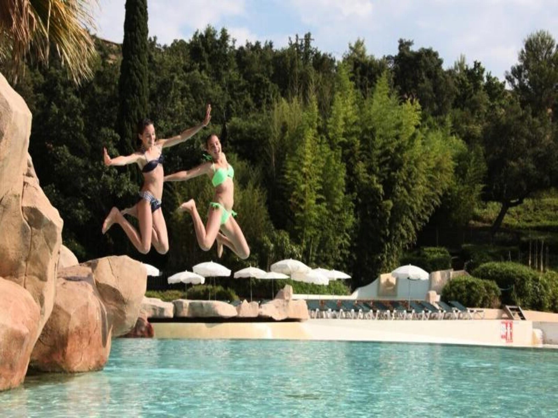Zonnig appartement in park met uitzicht op de Golf van Saint-Tropez - foto 29