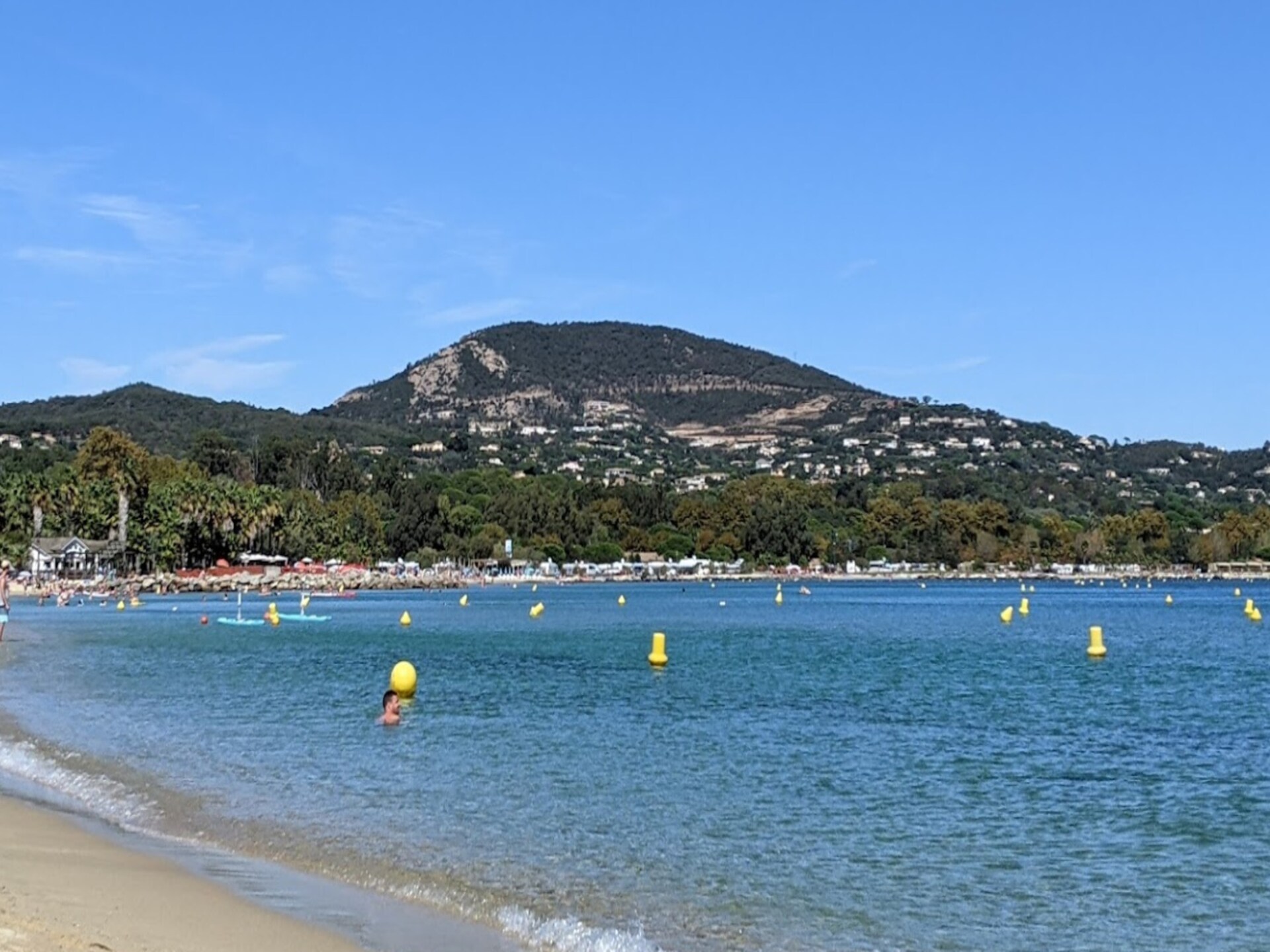 Ruim appartement voor 8 personen bij Saint-Tropez met zwembadparadijs - foto 20