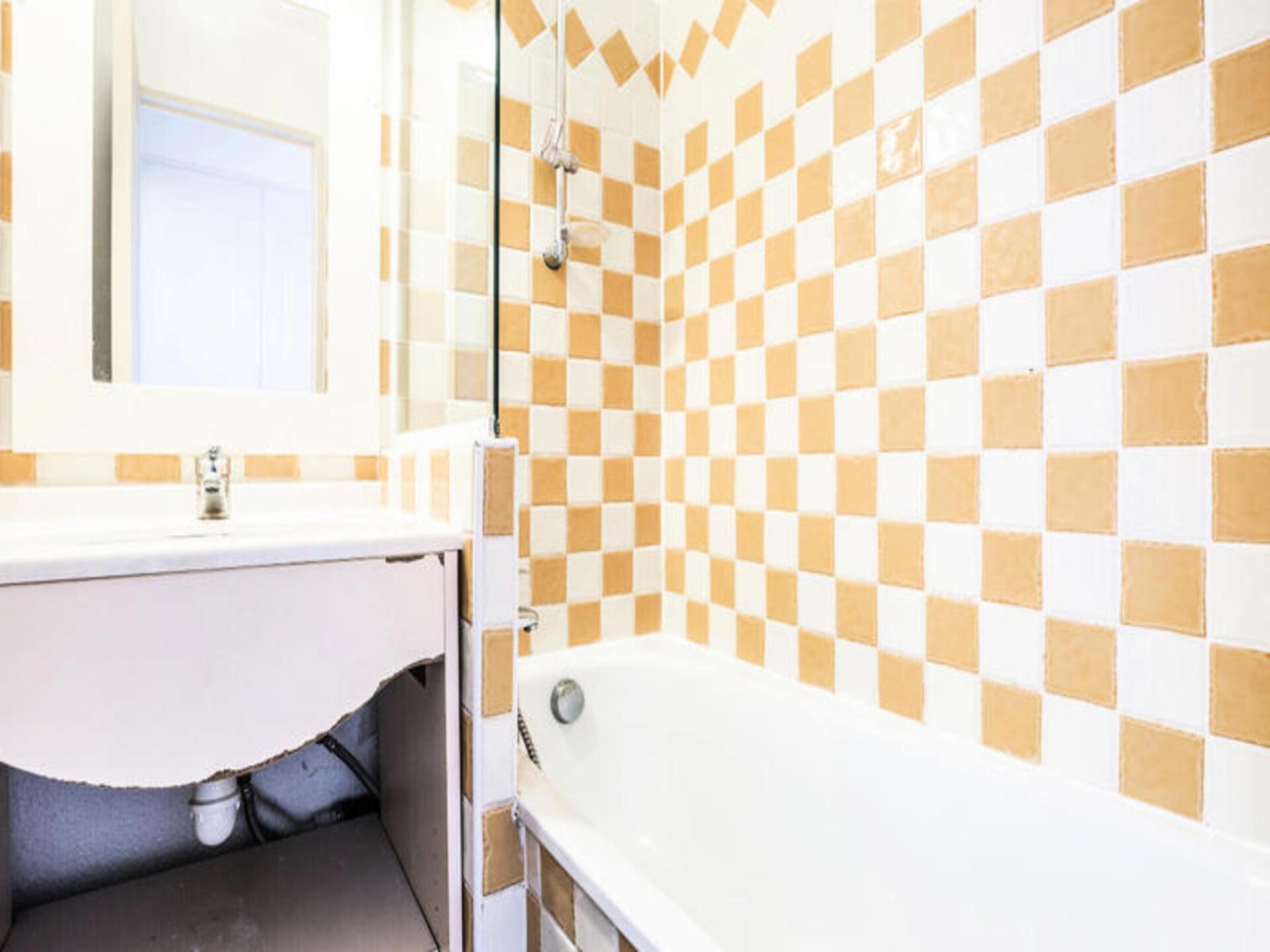 Knus appartement op 500m van strand in bloemrijk Grimaud - foto 2