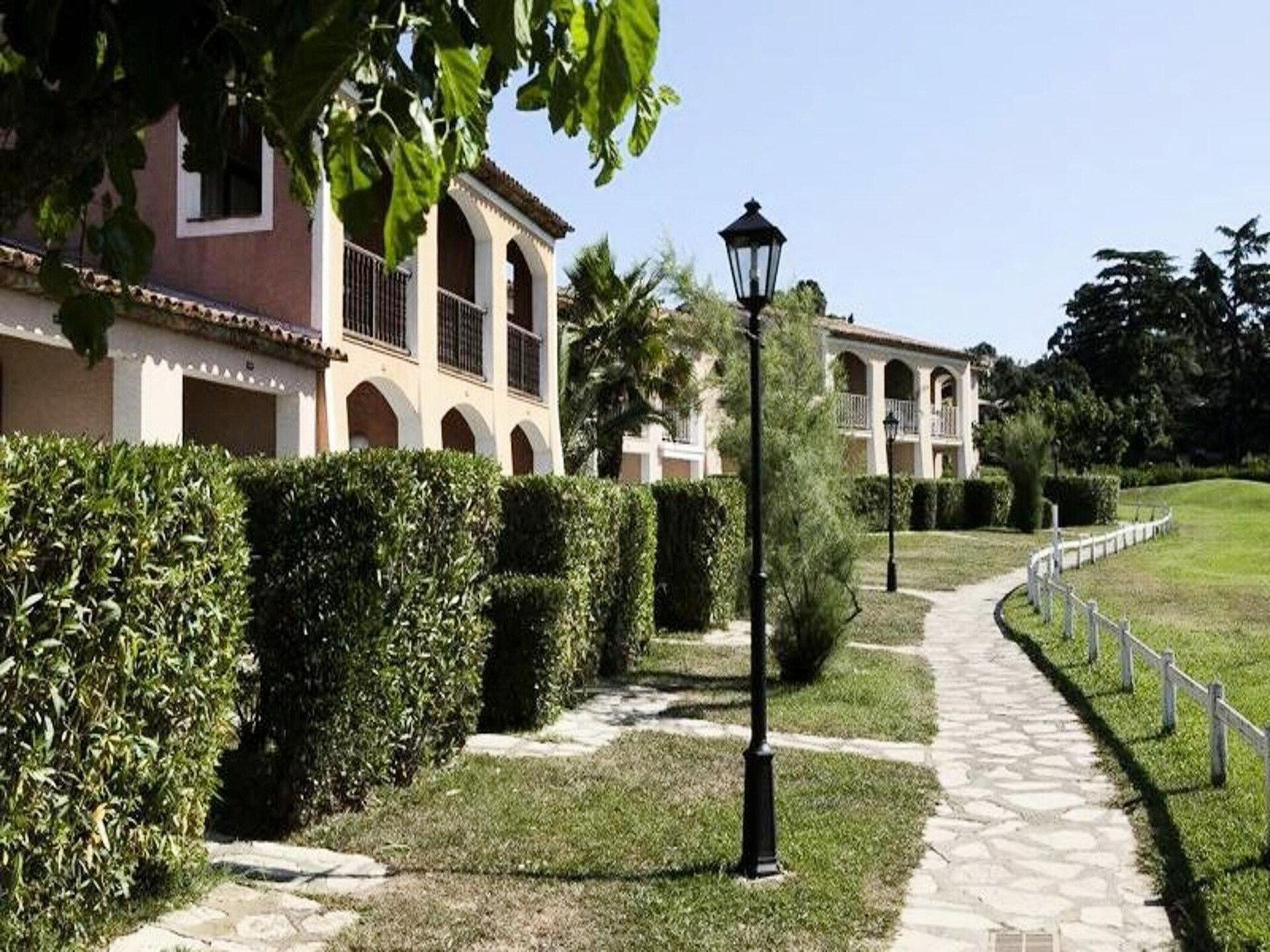 Knus appartement op 500m van het strand in Grimaud, 4 personen - foto 37